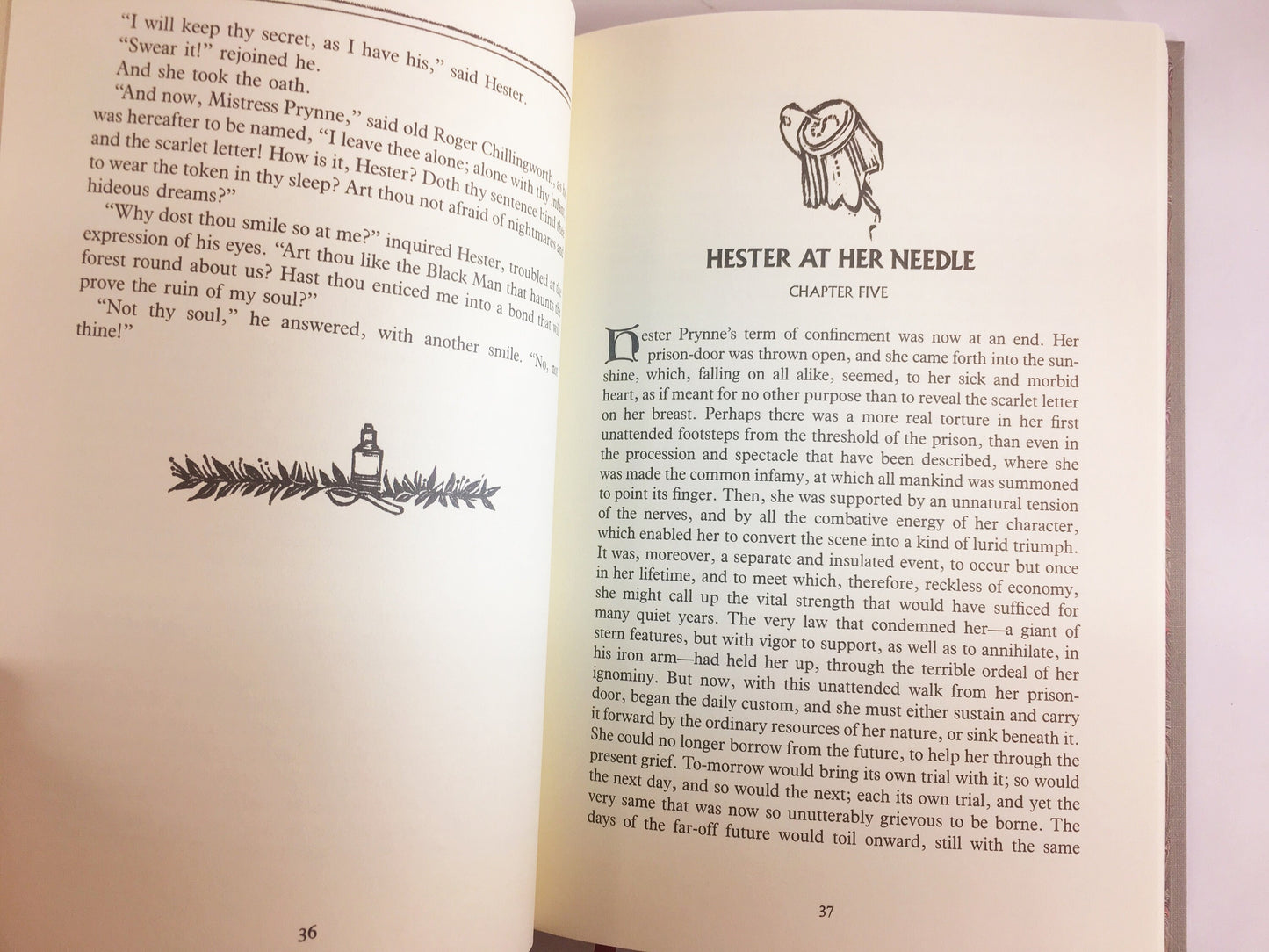 Scarlet Letter by Nathaniel Hawthorne circa 1985. Readers Digest Vintage book .