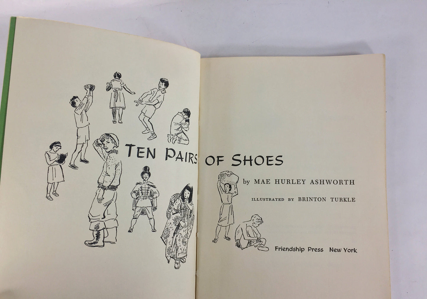 Ten Pairs of Shoes EARLY PRINTING vintage pink paperback book circa 1958 by Mae Ashworth. Children's story of living in someone else's shoes