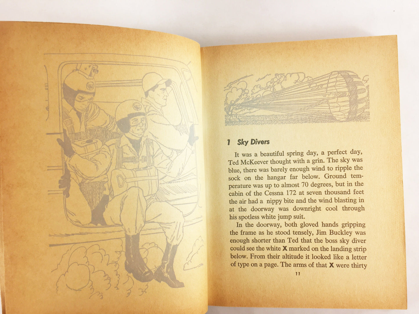 Ripcord television series vintage book by DS Halacy circa 1962. Cello Cameo Edition about about the exploits of a skydiving operation