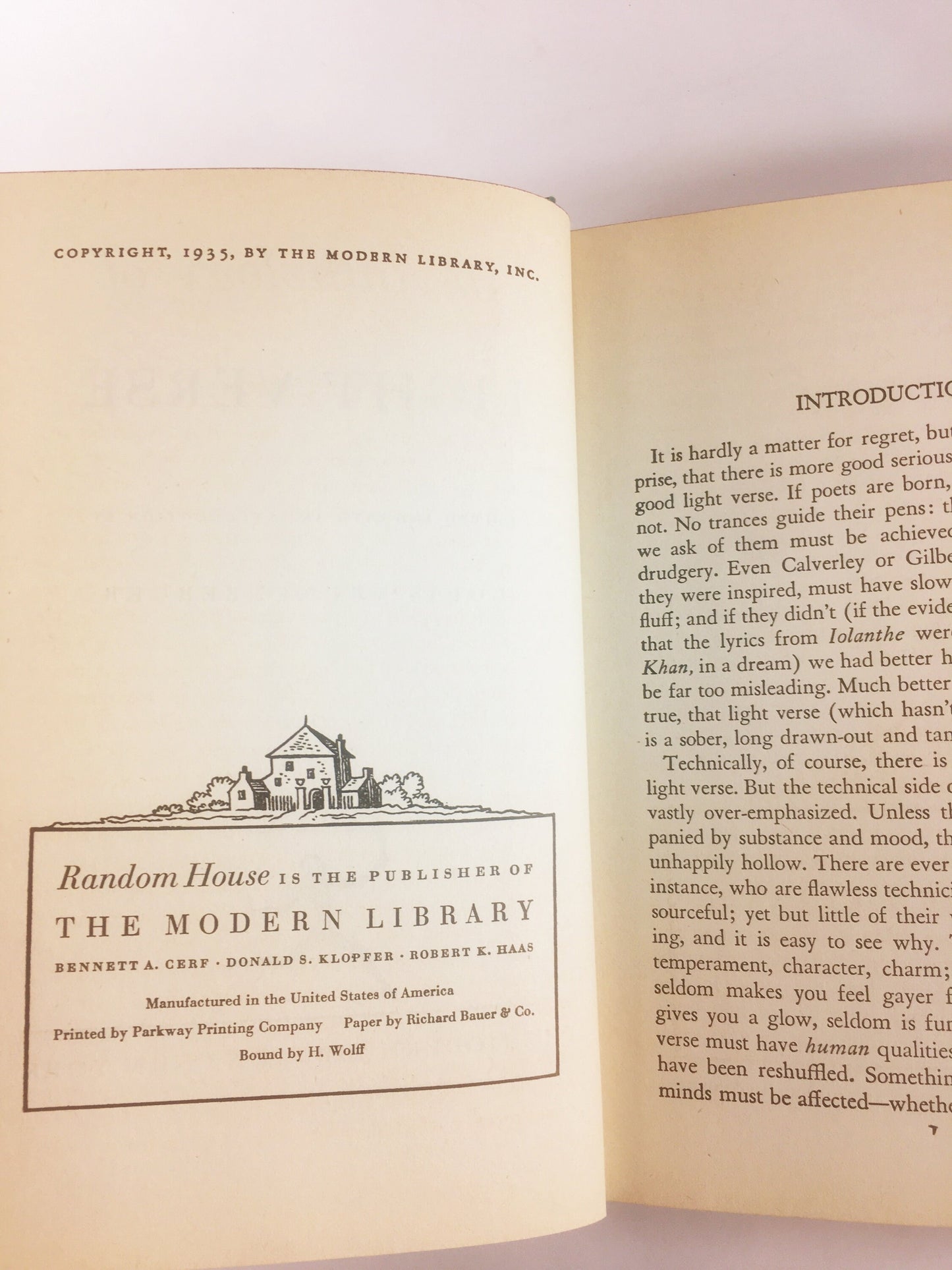 1935 Shakespeare, Lord Byron, Oliver Wendell Holmes Anthology of Light Verse Vintage Modern Library book Green home decor