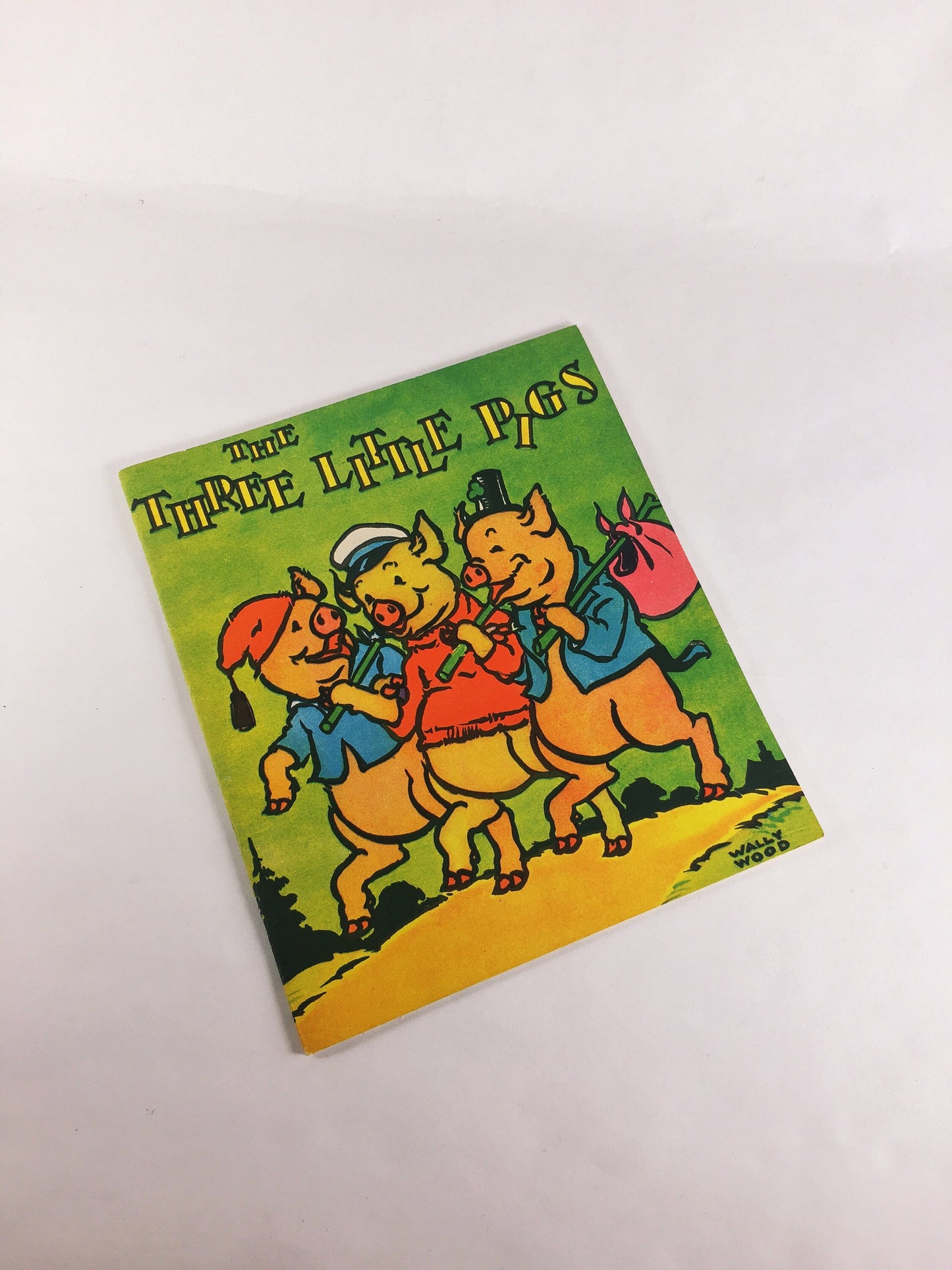 1942 Saalfield vintage War-Time Book Three Little Pigs, Toymaker, Three Bears, Old Woman & Pig, Maze of Months, Toymaker Things to Do Tiger