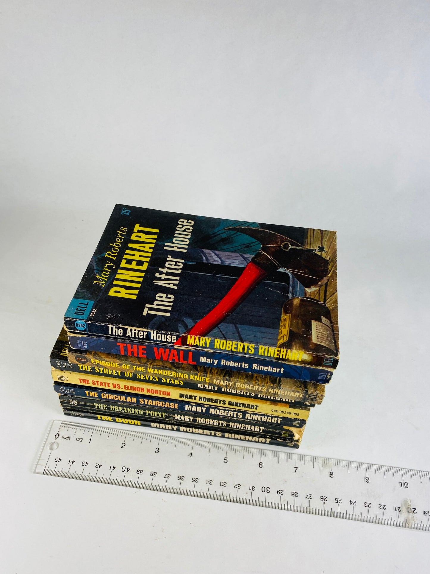 1960s 1970s Mary Roberts Rinehart vintage EARLY paperback books. Circular Staircase Breaking Point Seven Stars Wall Wandering Knife