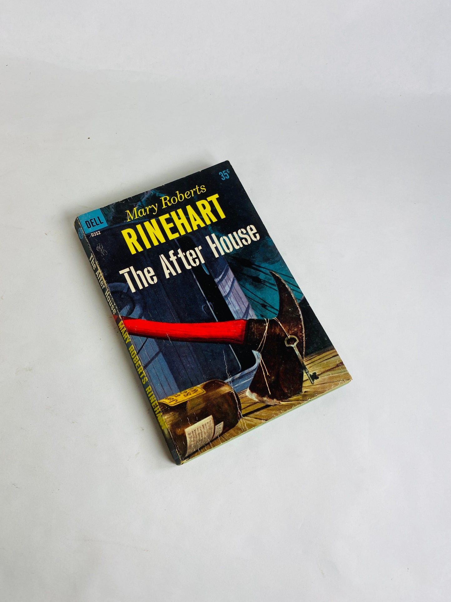 1960s 1970s Mary Roberts Rinehart vintage EARLY paperback books. Circular Staircase Breaking Point Seven Stars Wall Wandering Knife