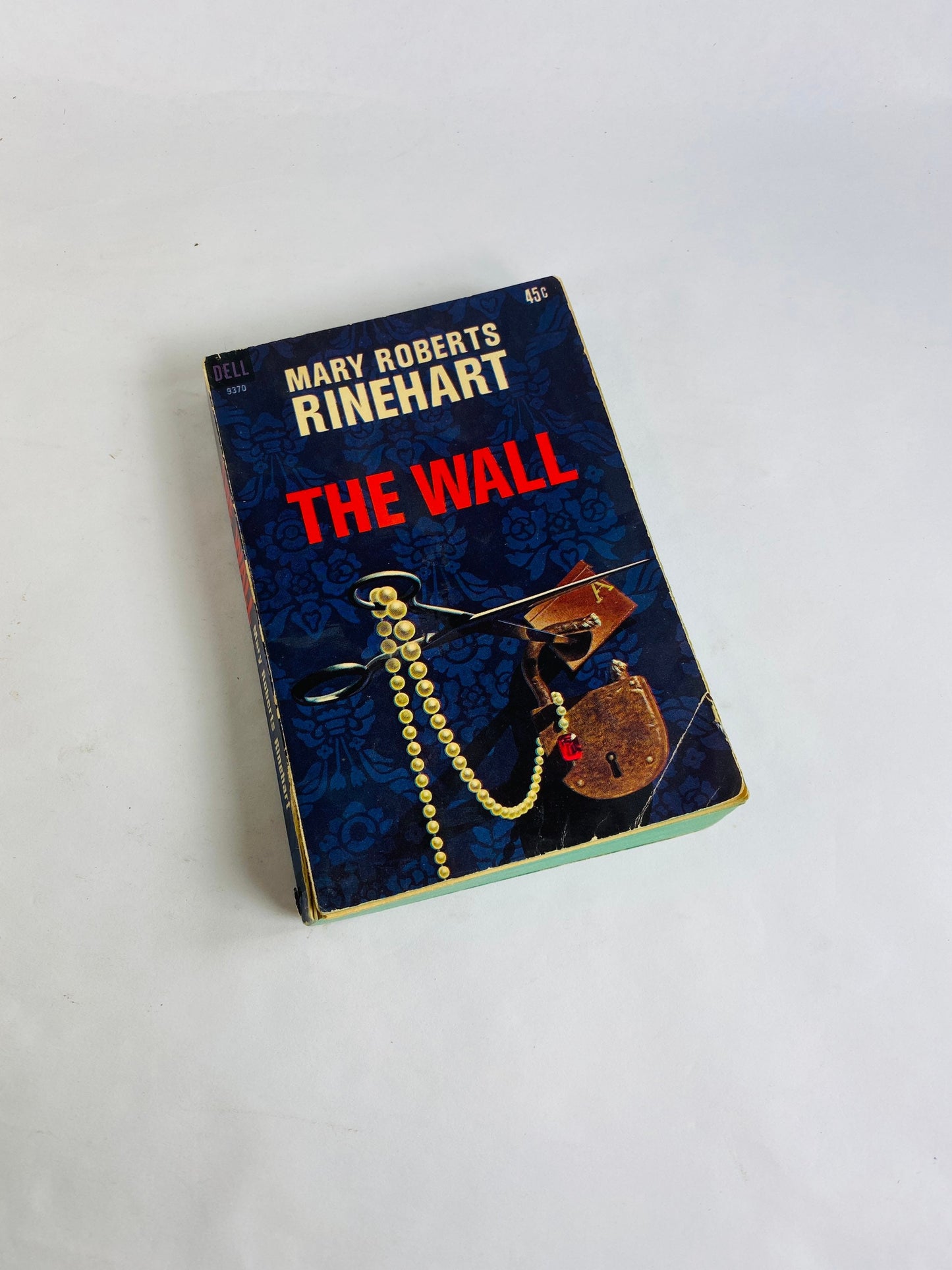 1960s 1970s Mary Roberts Rinehart vintage EARLY paperback books. Circular Staircase Breaking Point Seven Stars Wall Wandering Knife