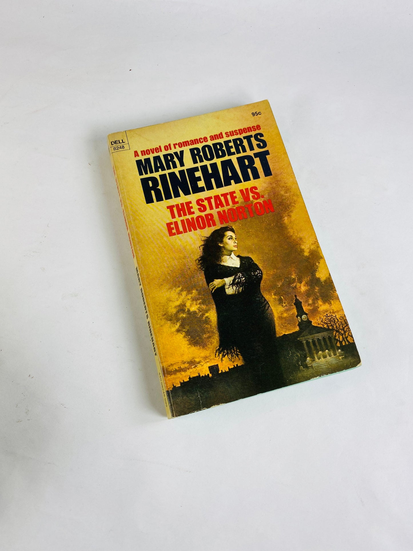 1960s 1970s Mary Roberts Rinehart vintage EARLY paperback books. Circular Staircase Breaking Point Seven Stars Wall Wandering Knife