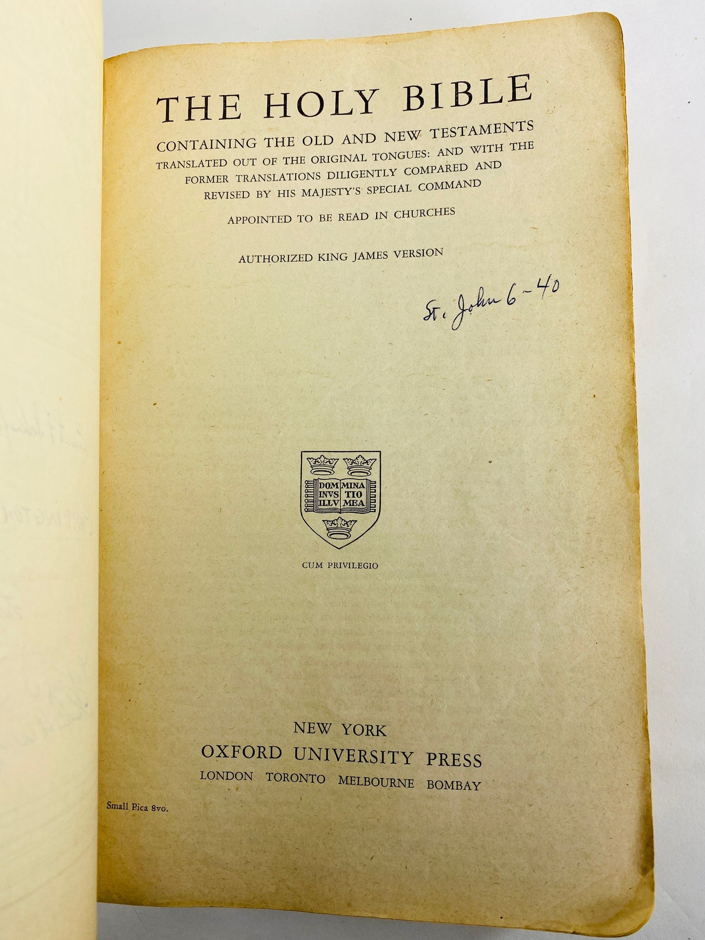 Freemasonry collectible vintage New York Bible Oxford press 1956. Secret ritual society. Masonic Lodge. King James Version