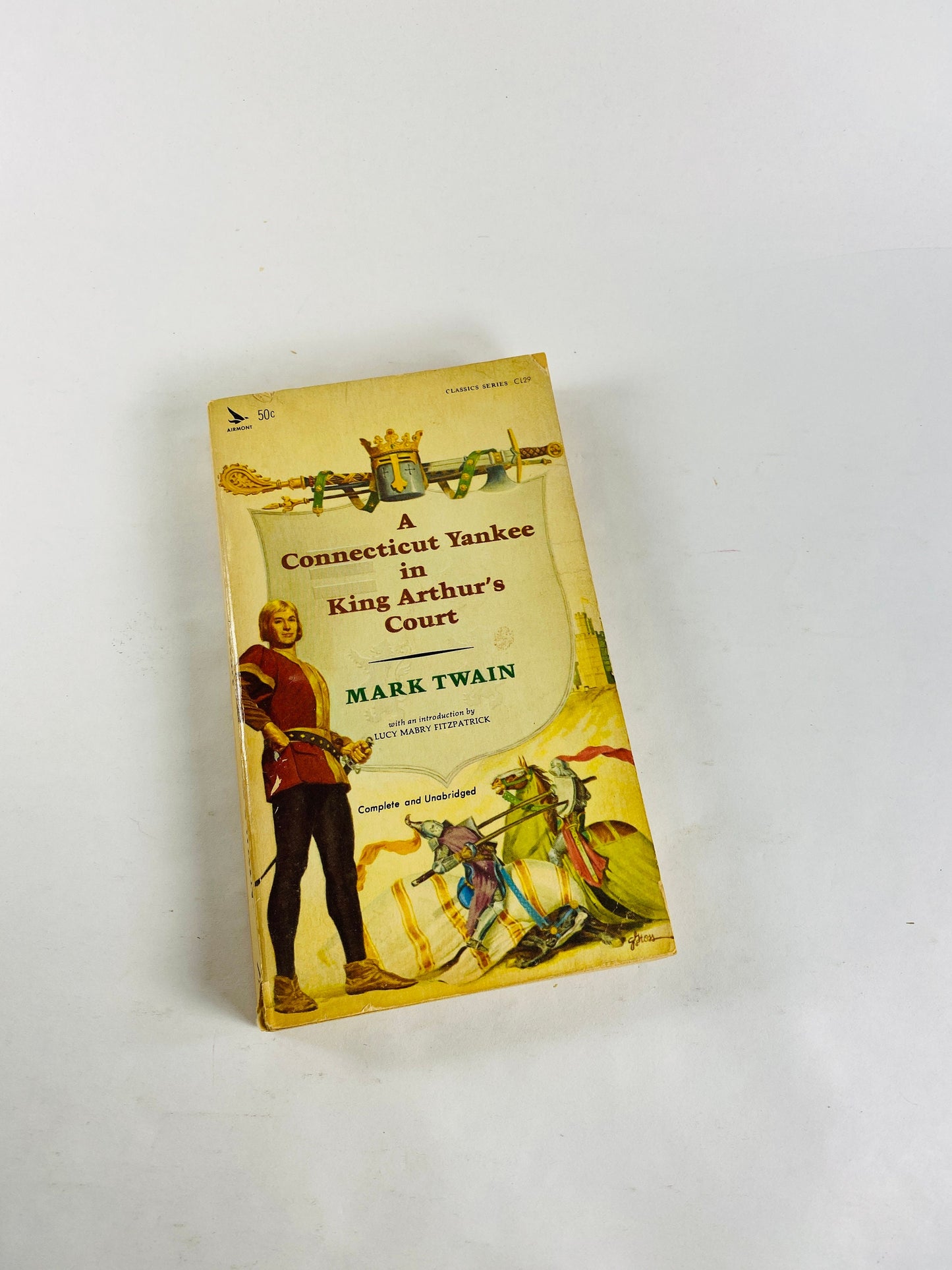 Mark Twain Vintage paperback book Innocents Abroad, Pudd'nhead Wilson, Life on Mississippi Connecticut Yankee in King Arthur Court, Letters