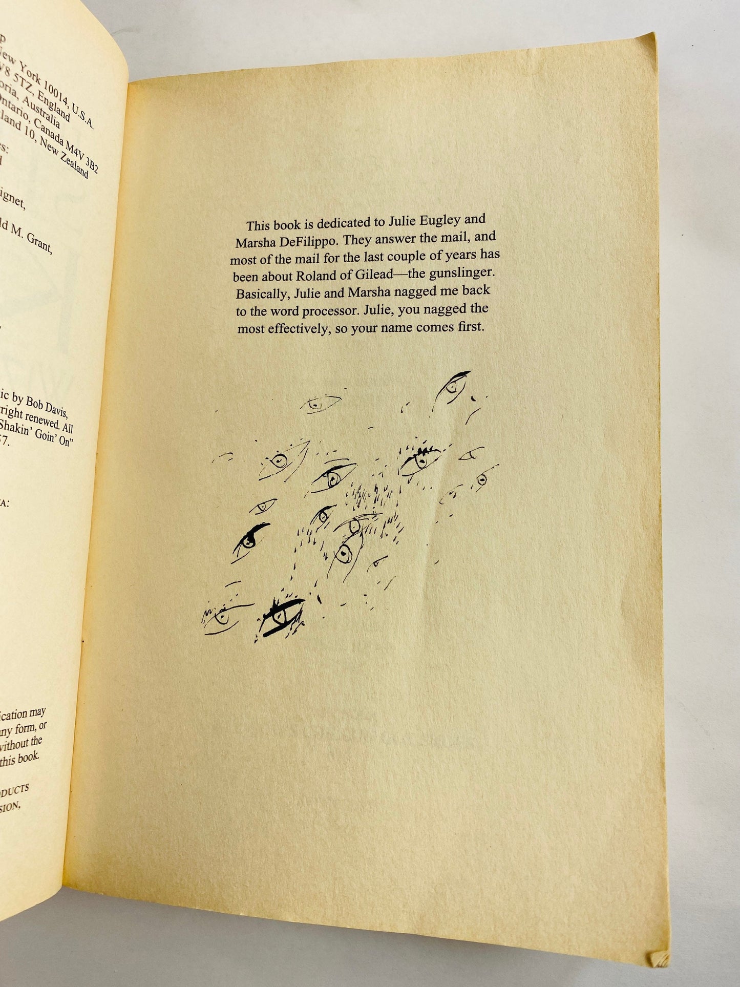 Dark Tower IV Wizard and Glass by Stephen King. Vintage FIRST Plume paperback book circa 1997 Book Lover Gift.