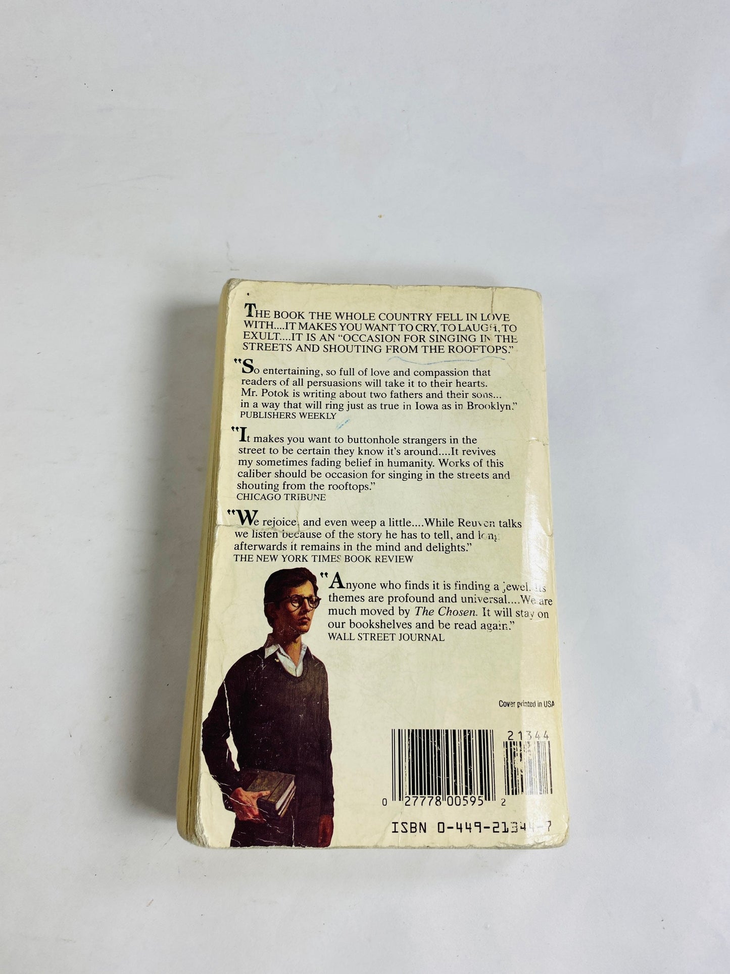 Chosen by Chaim Potok Vintage paperback book about growing up in Williamsburg Brooklyn, New York, in the 1940s. Jewish Literature