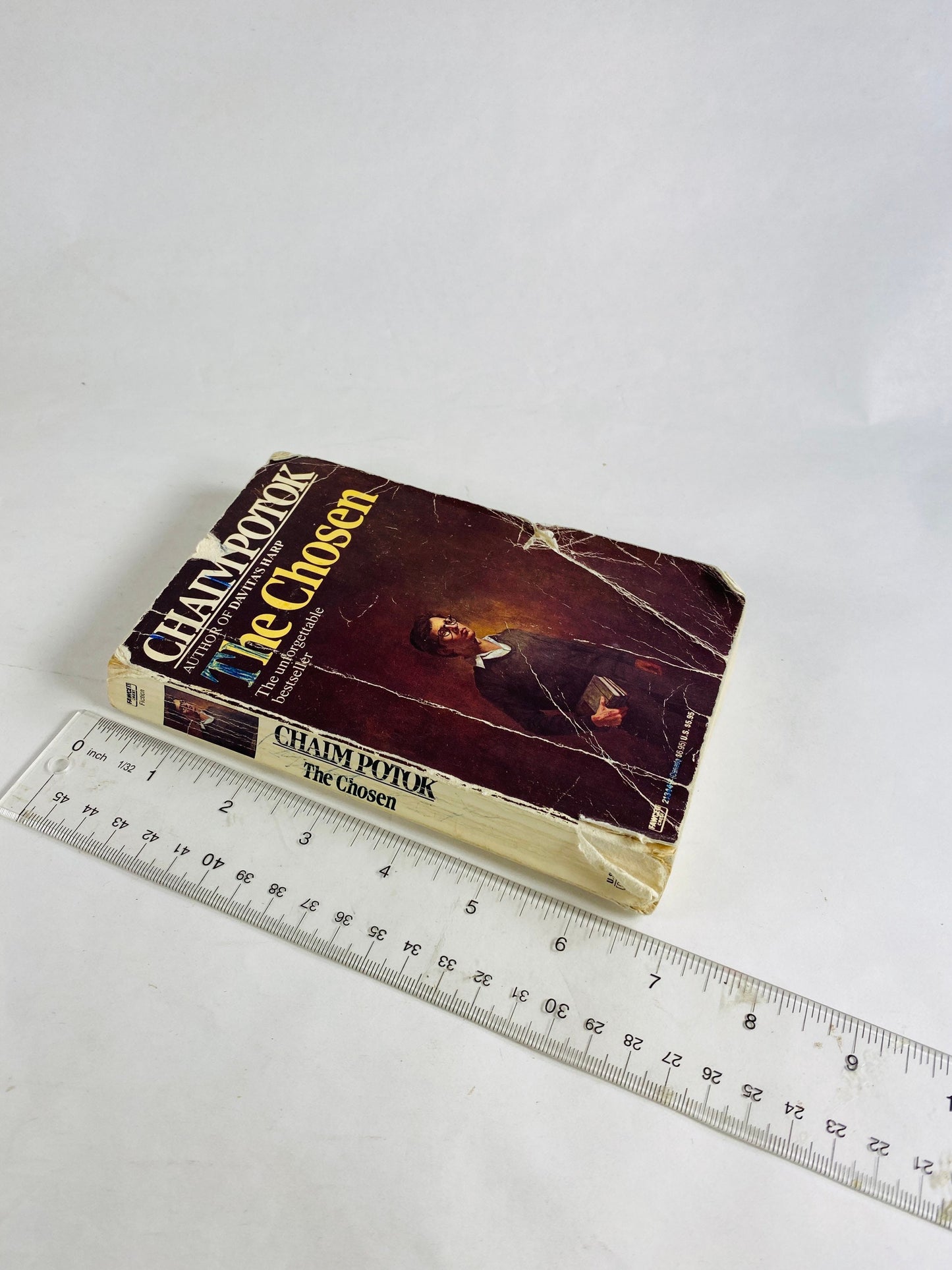 Chosen by Chaim Potok Vintage paperback book about growing up in Williamsburg Brooklyn, New York, in the 1940s. Jewish Literature