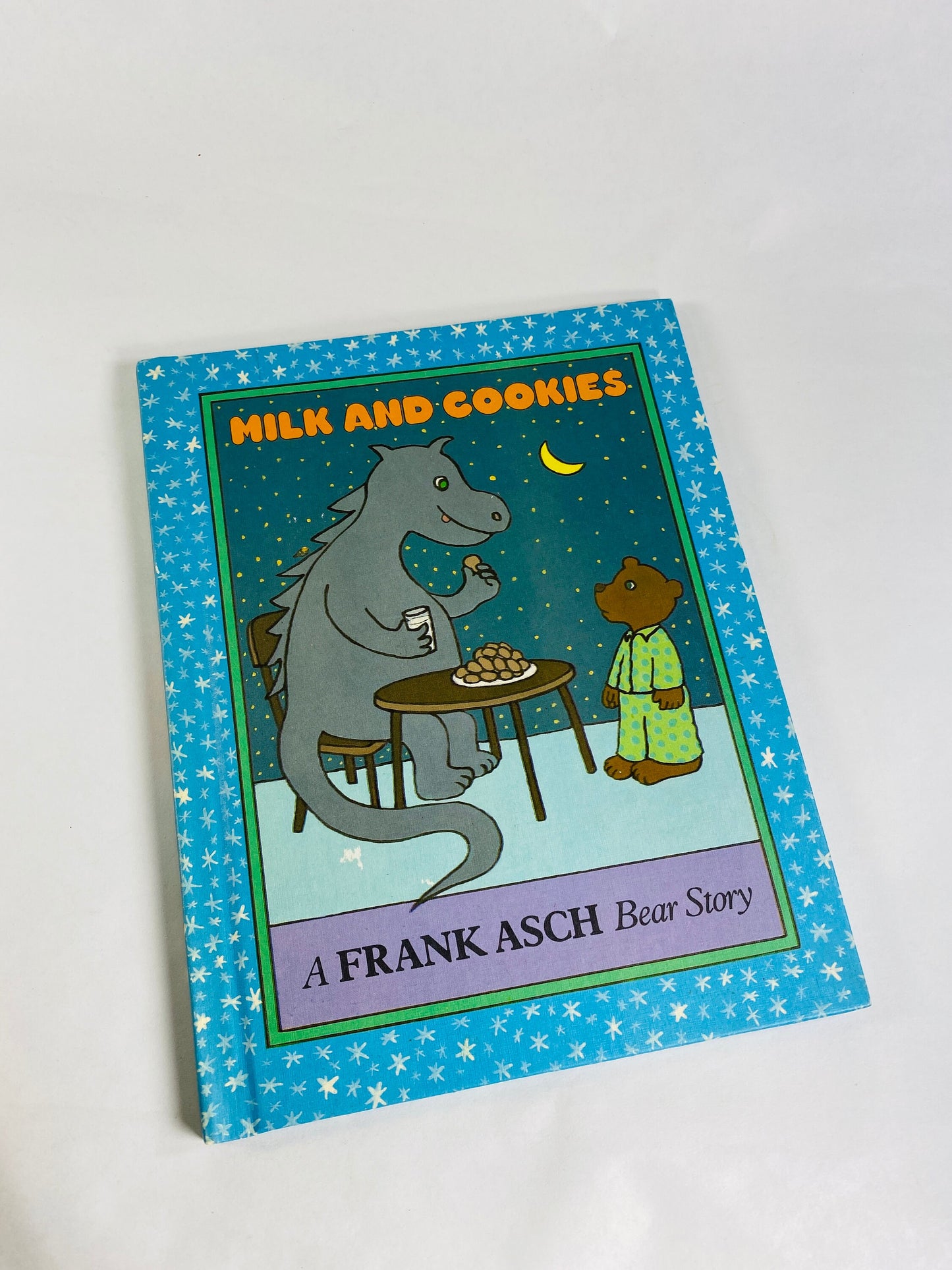 MacGoose Willy Bear Milk & Coookies Golly Gump Swallowed Fly Goat Parade Miss Mouse Vintage Parent's Magazine Reader book circa 1982