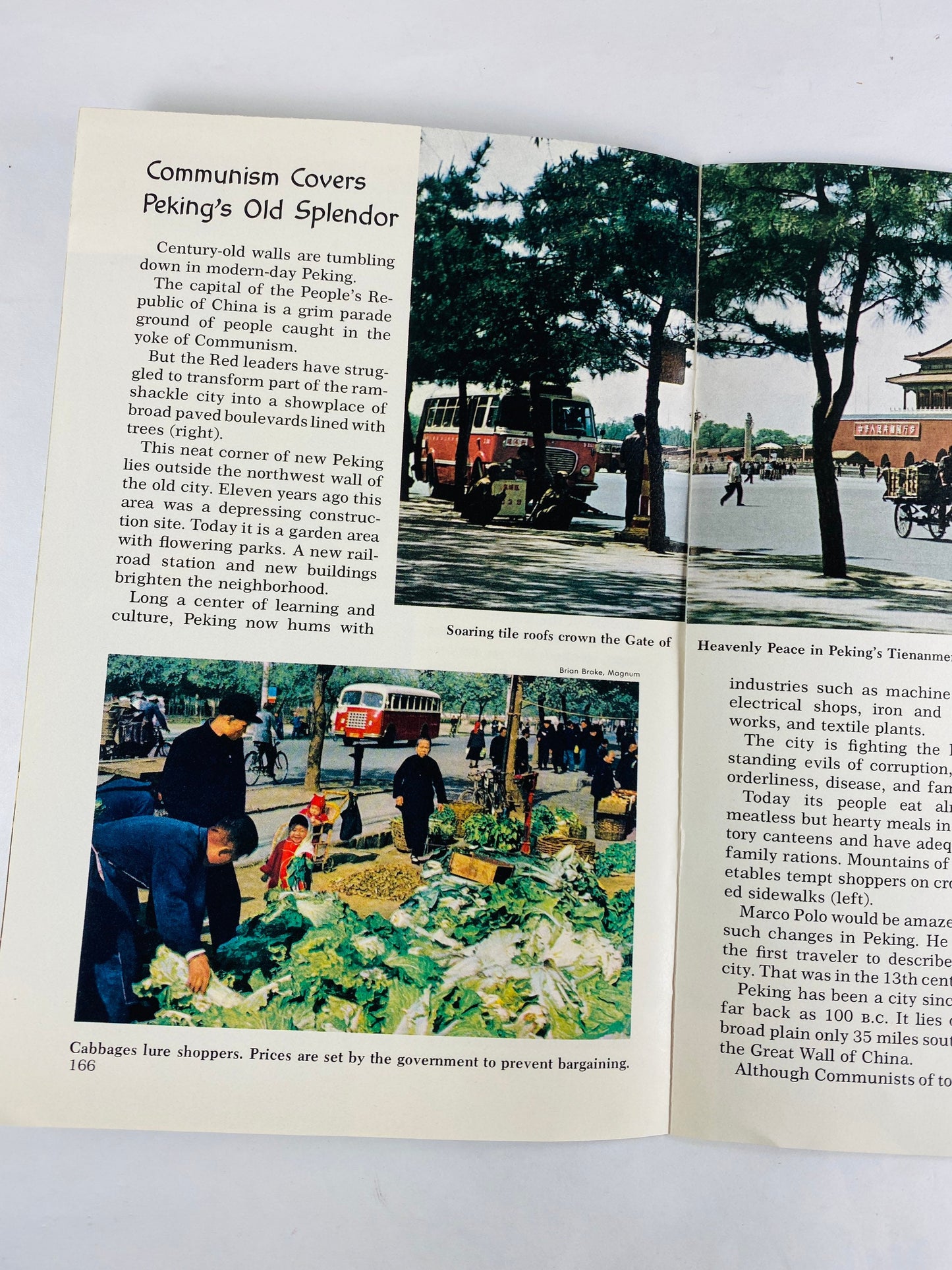 RARE Peking travel information brochure booklet circa 1969 Tourist's Guide to Communist China by National Geographic School Library
