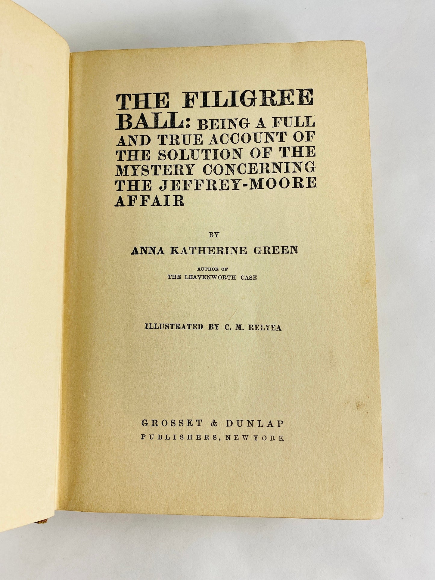 1903 Filigree Ball Anna Katharine Green vintage book of murder at a lavish wedding at an ancestral property and the mystery behind it