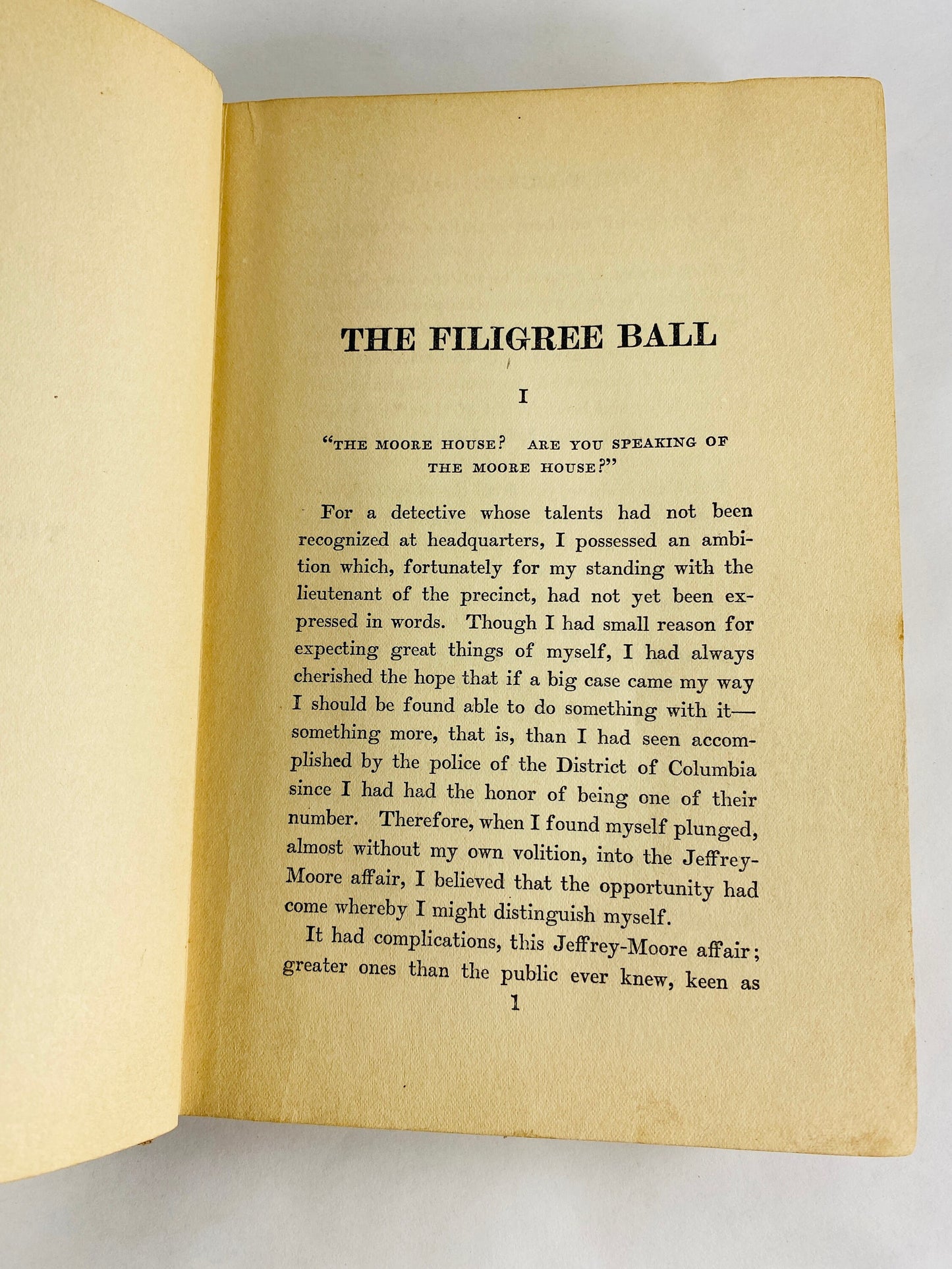 1903 Filigree Ball Anna Katharine Green vintage book of murder at a lavish wedding at an ancestral property and the mystery behind it
