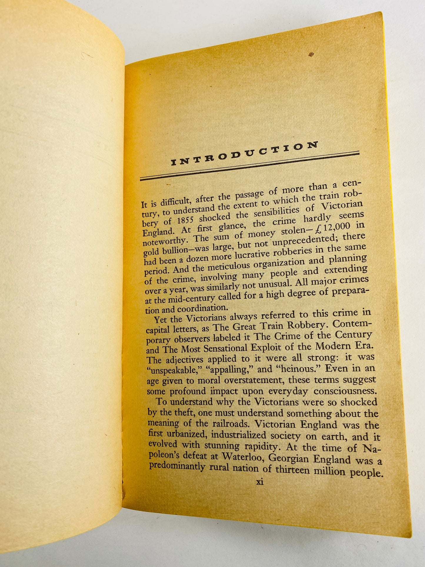 Great Train Robbery by Michael Crichton Early PRINTING vintage paperback book circa 1976