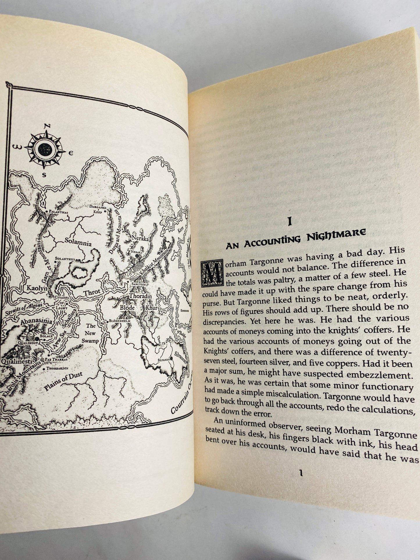Dragonlance Chronicles Dragons of Winter Night Lost Star vintage paperback books by Weis & Hickman circa 2000. War of Souls
