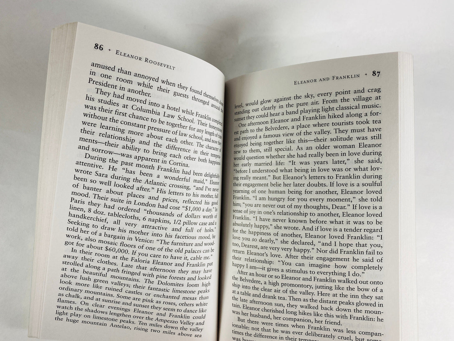 Eleanor Roosevelt biography vintage paperback book by J William Youngs about the former First Lady