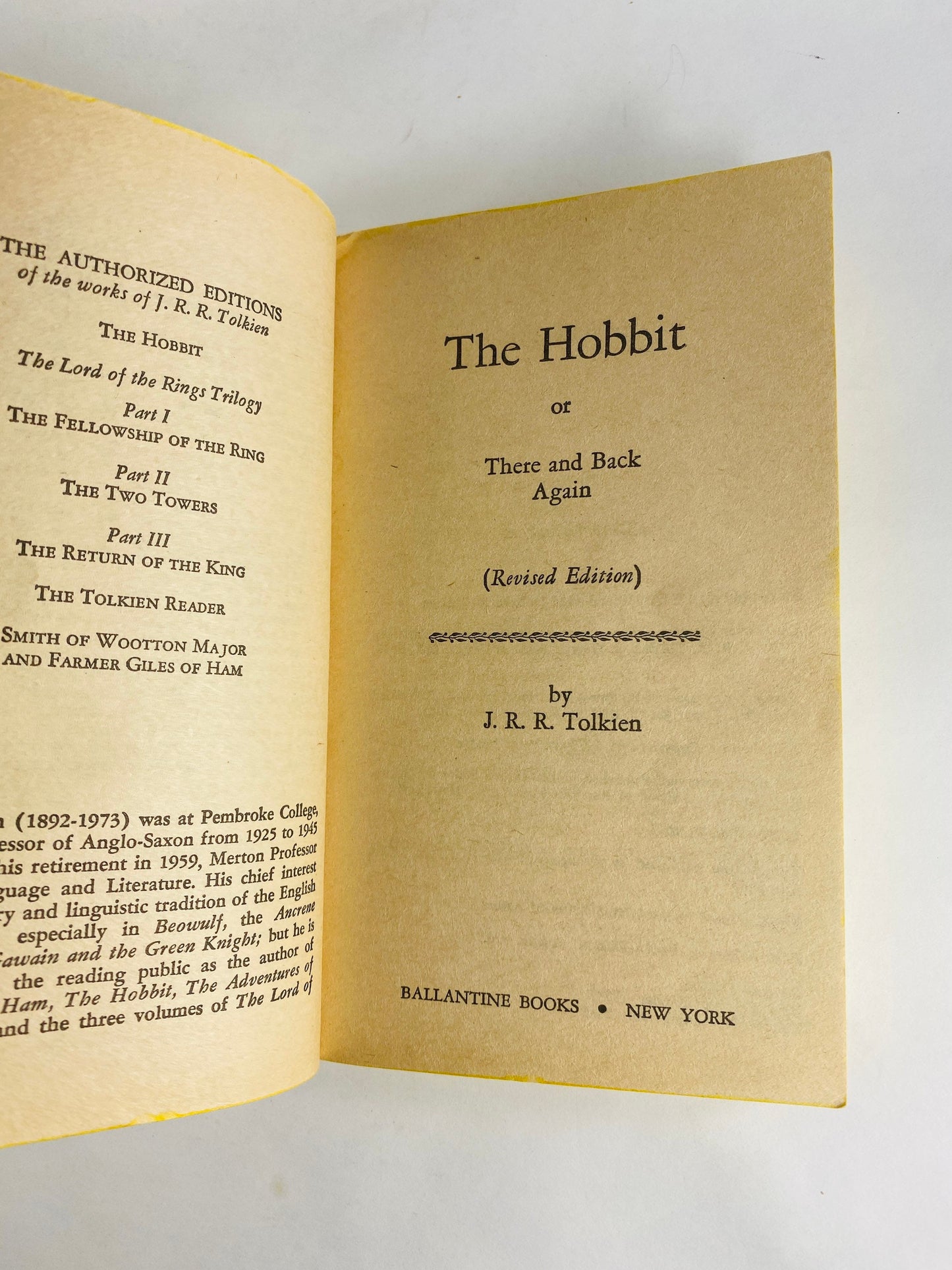 Hobbit paperback book by JRR Tolkien circa 1984 Lord of the Rings prelude Ballantine Books LOTR