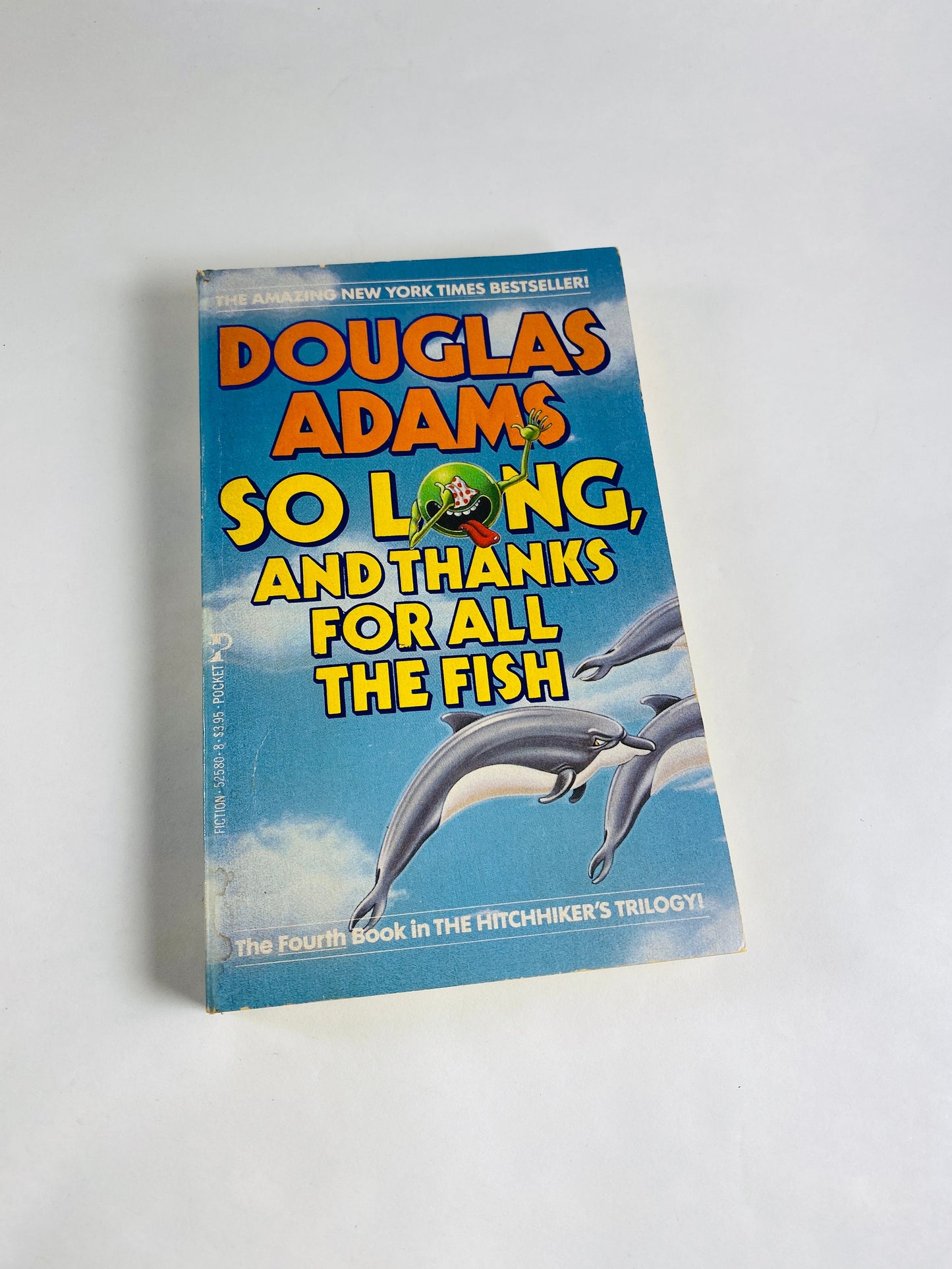 1981 Hitchhiker's Guide to the Galaxy vintage Douglas Adams paperback book FIRST printing Life Universe Everything Restaurant Universe Fish