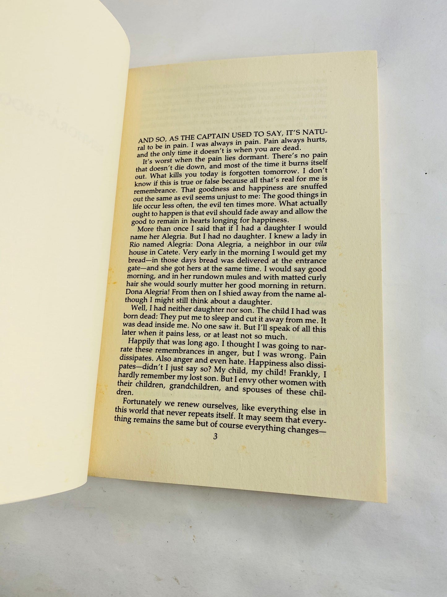 1975 Dora Doralina by Rachel de Queiroz Vintage paperback book story takes place in the consciousness of the protagonist