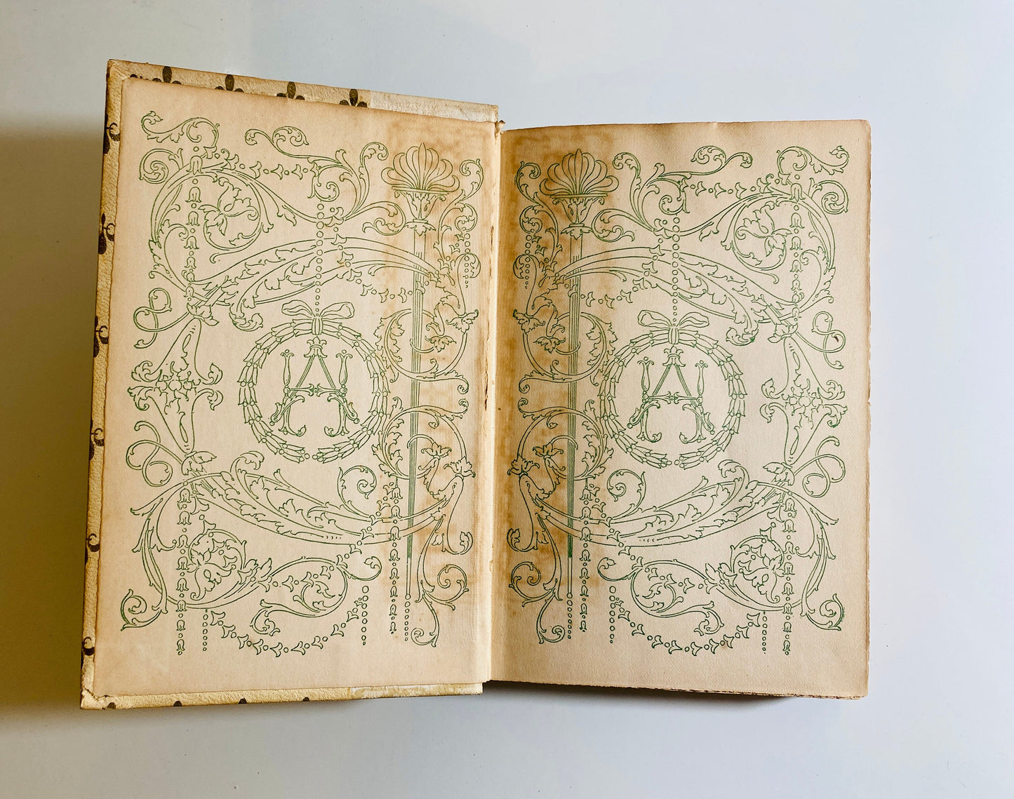 Song of Hiawatha by Henry Wadsworth Longfellow GORGEOUS small vintage book circa 1898 Gilt Embossed Cover Antique published by Henry Altemus