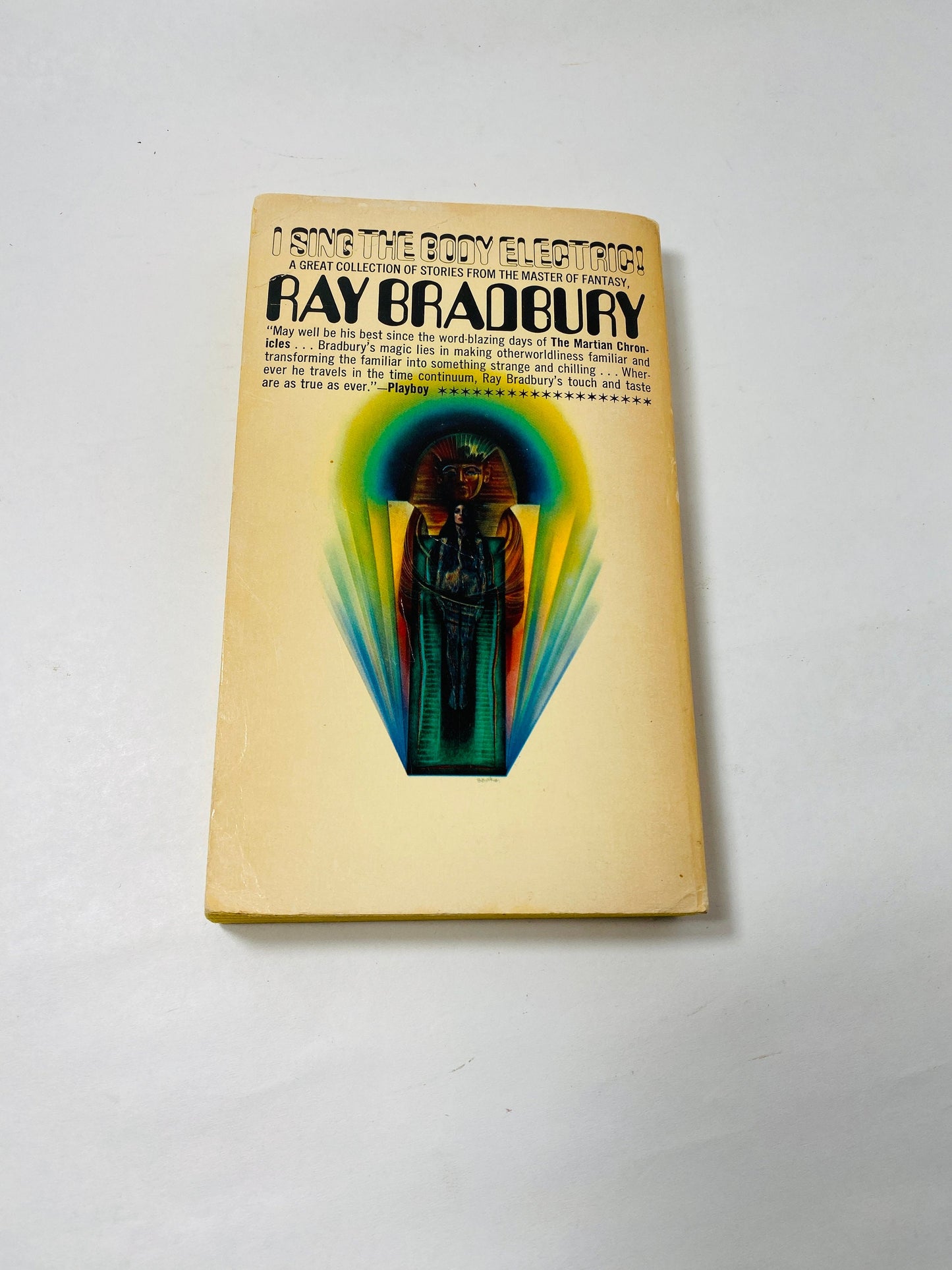 Ray Bradbury I Sing the Body Electric EARLY PRINTING vintage Bantam paperback book circa 1971 Dark horror stories by a master storyteller