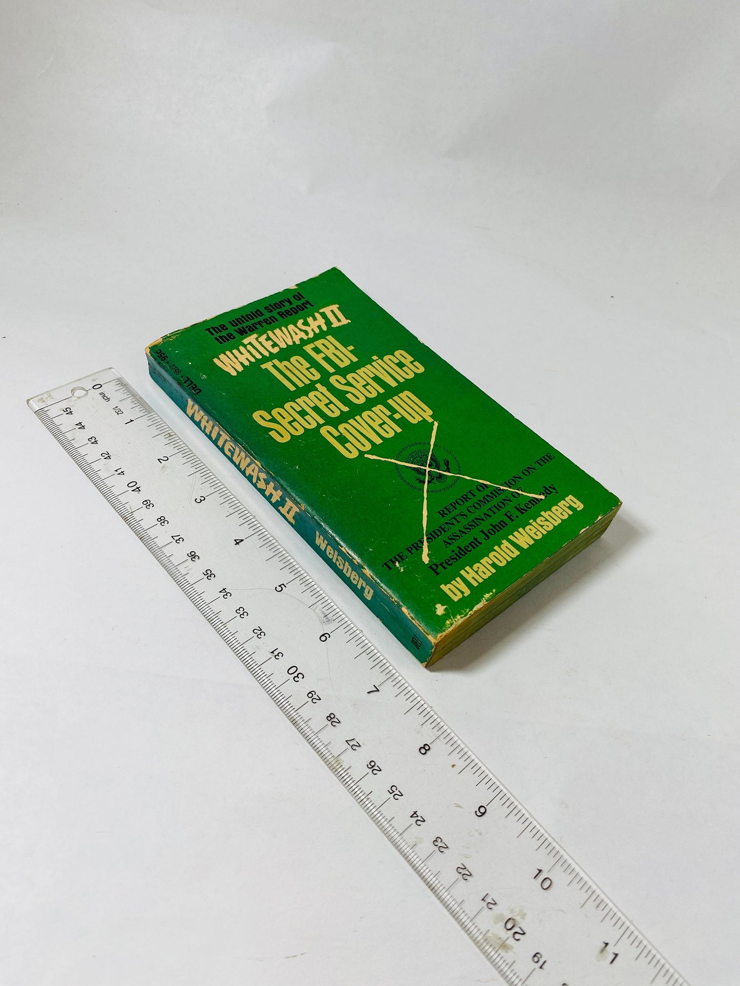 Whitewash FBI Secret Service Coverup EARLY PRINTING Vintage Dell paperback book circa 1967 written by Harold Weisberg Communism in America.