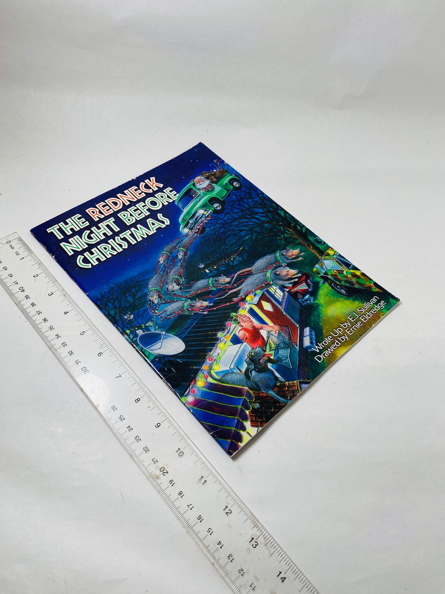 Redneck Night Before Christmas vintage paperback book circa 1996 Sullivan Eldredge holiday hillbilly decor