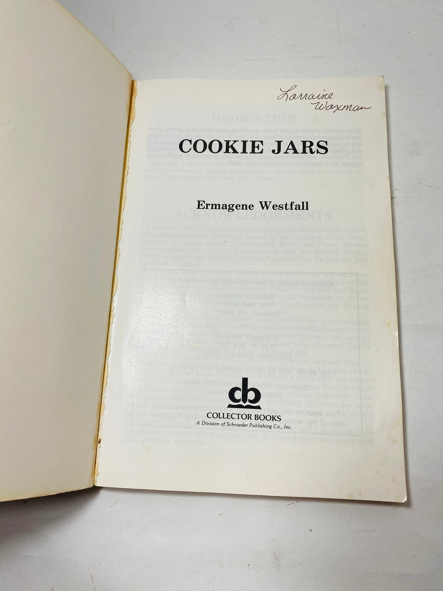Cookie Jars vintage paperback book circa 1989 detailing kitchen collectibles with illustrations by Ermagene Westfall