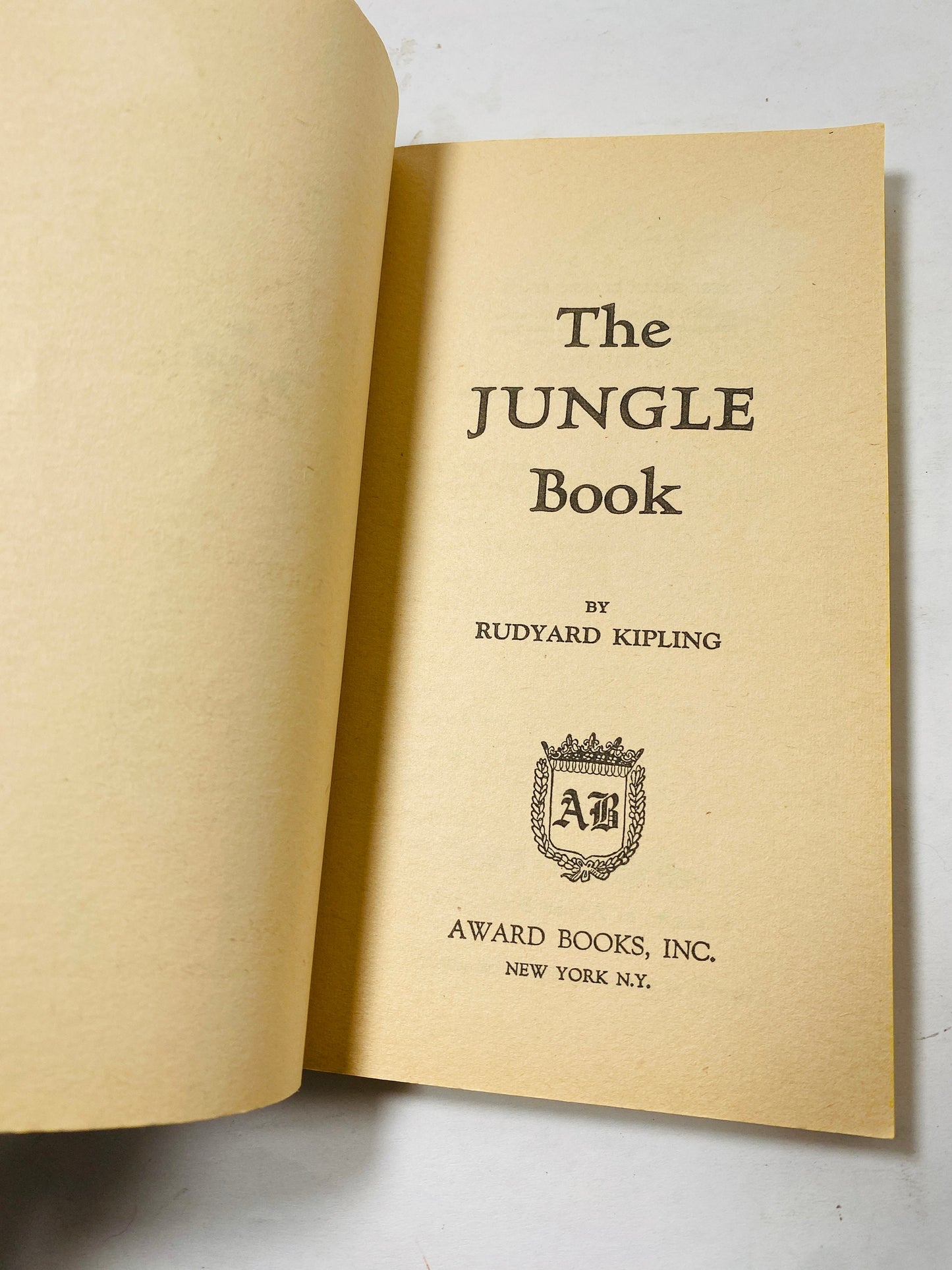 Rudyard Kipling Jungle Book vinage paperback book circa 1970 Book lover gift! Fables Vintage Book