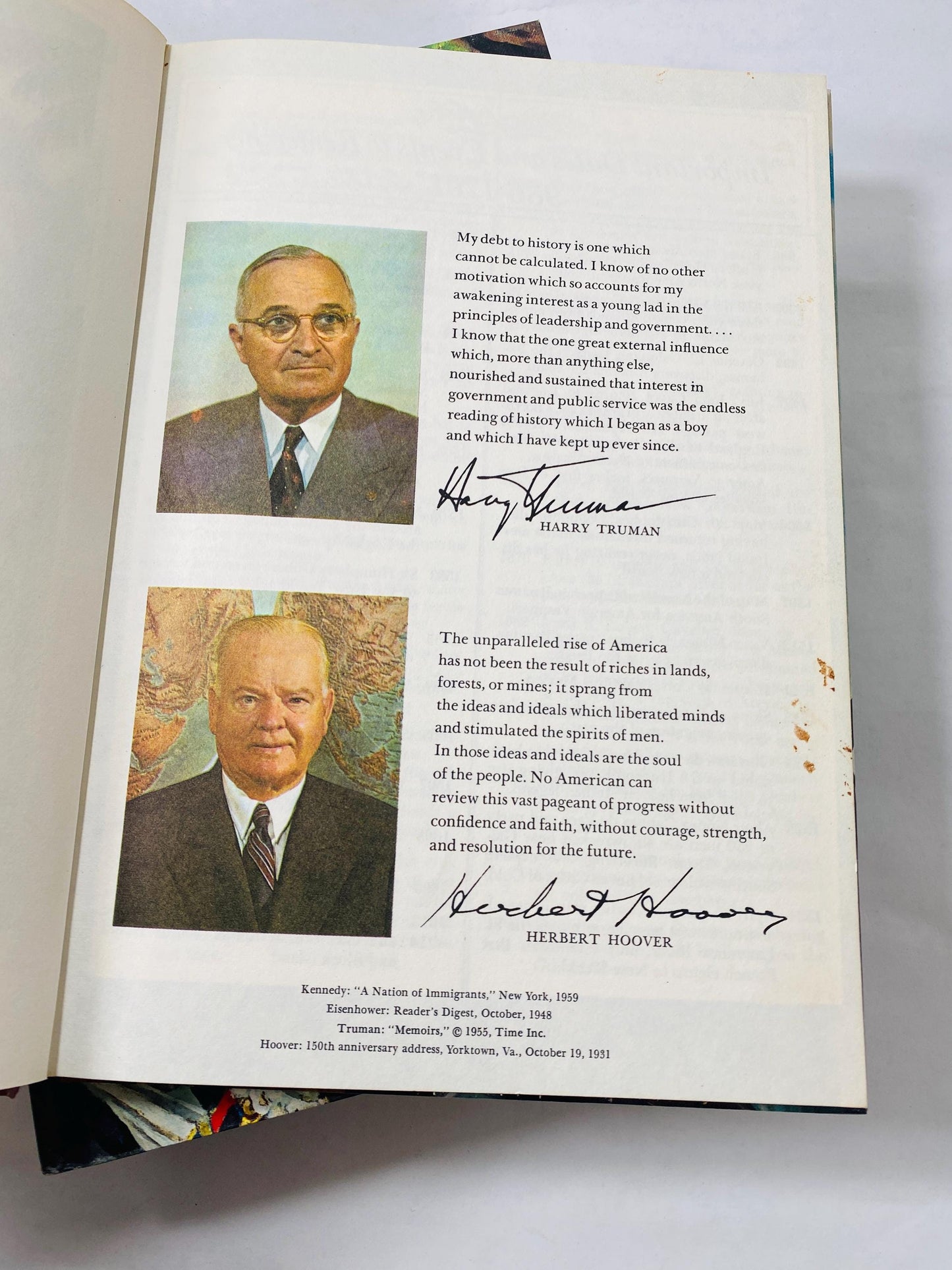 1959 Golden Books of History of the United States Vintage children’s Encyclopedia Nursery Kids Bookshelf Decor Volume 1 2 3 4