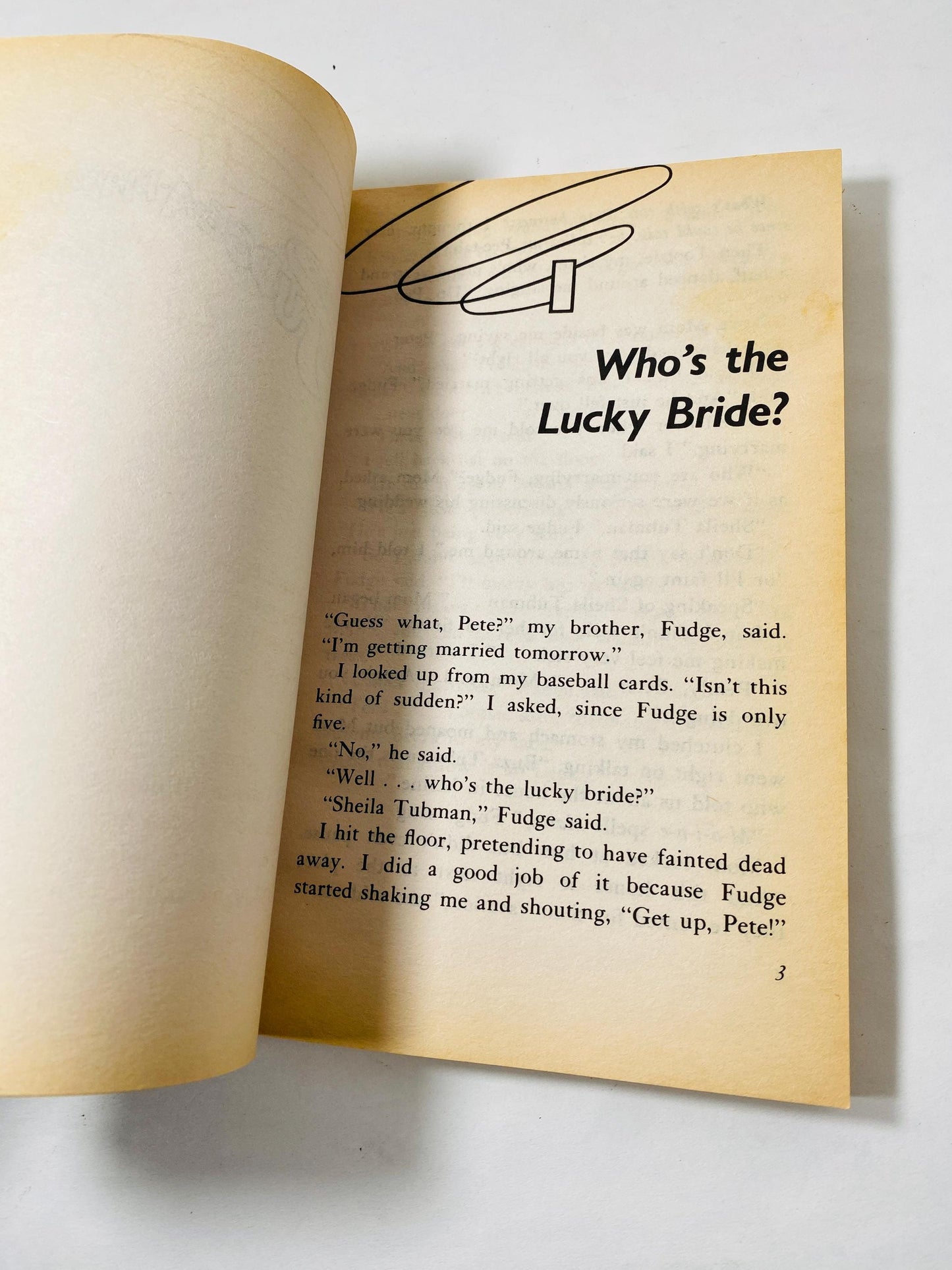 Judy Blume Fudge a Mania vintage paperback Dell book circa 1991 Young adult, tween book about bullying.