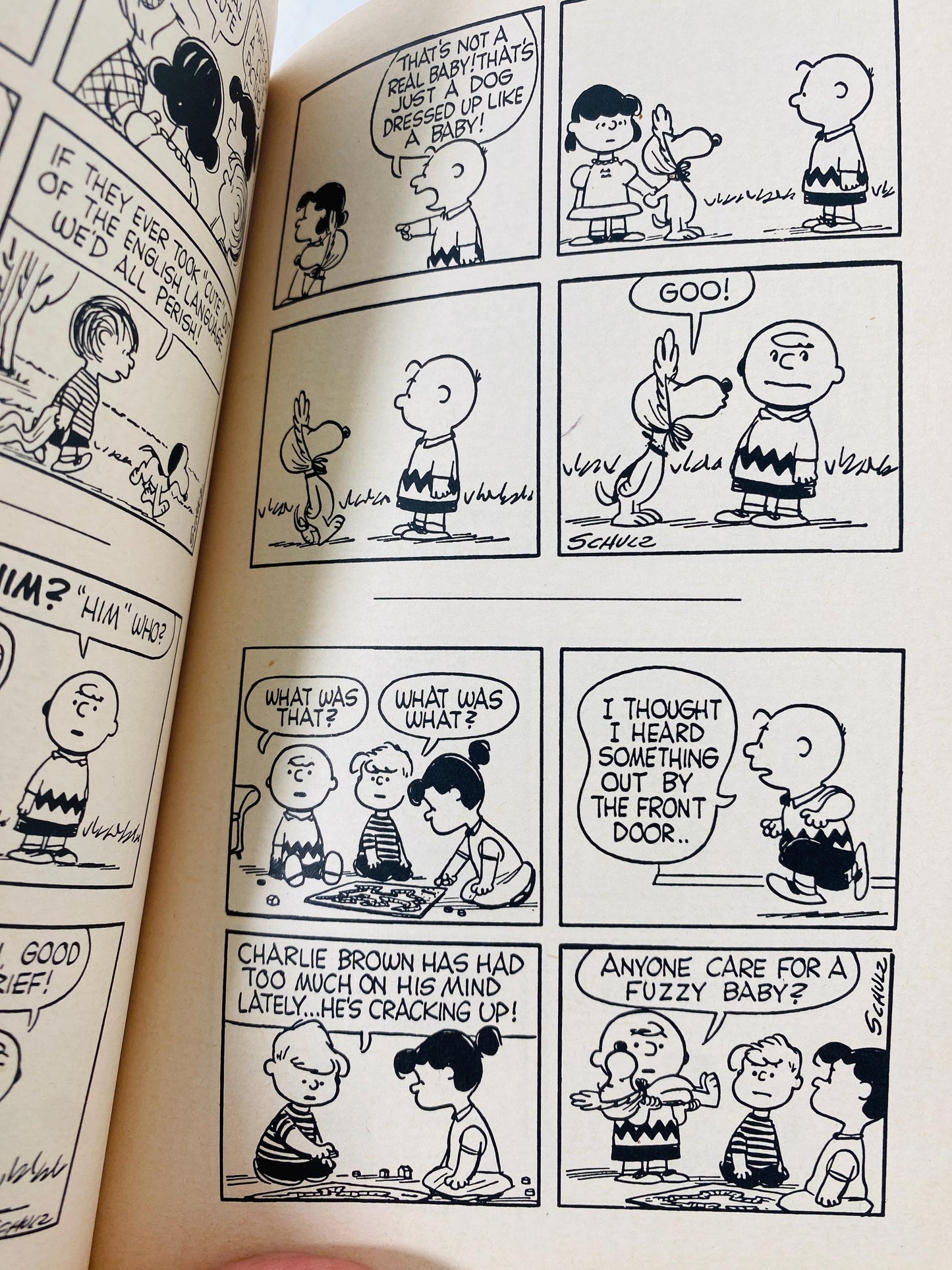 1960 Go Fly a Kite, Charlie Brown. Vintage Weekly Reader book by Charles Schulz Classic Children's Book