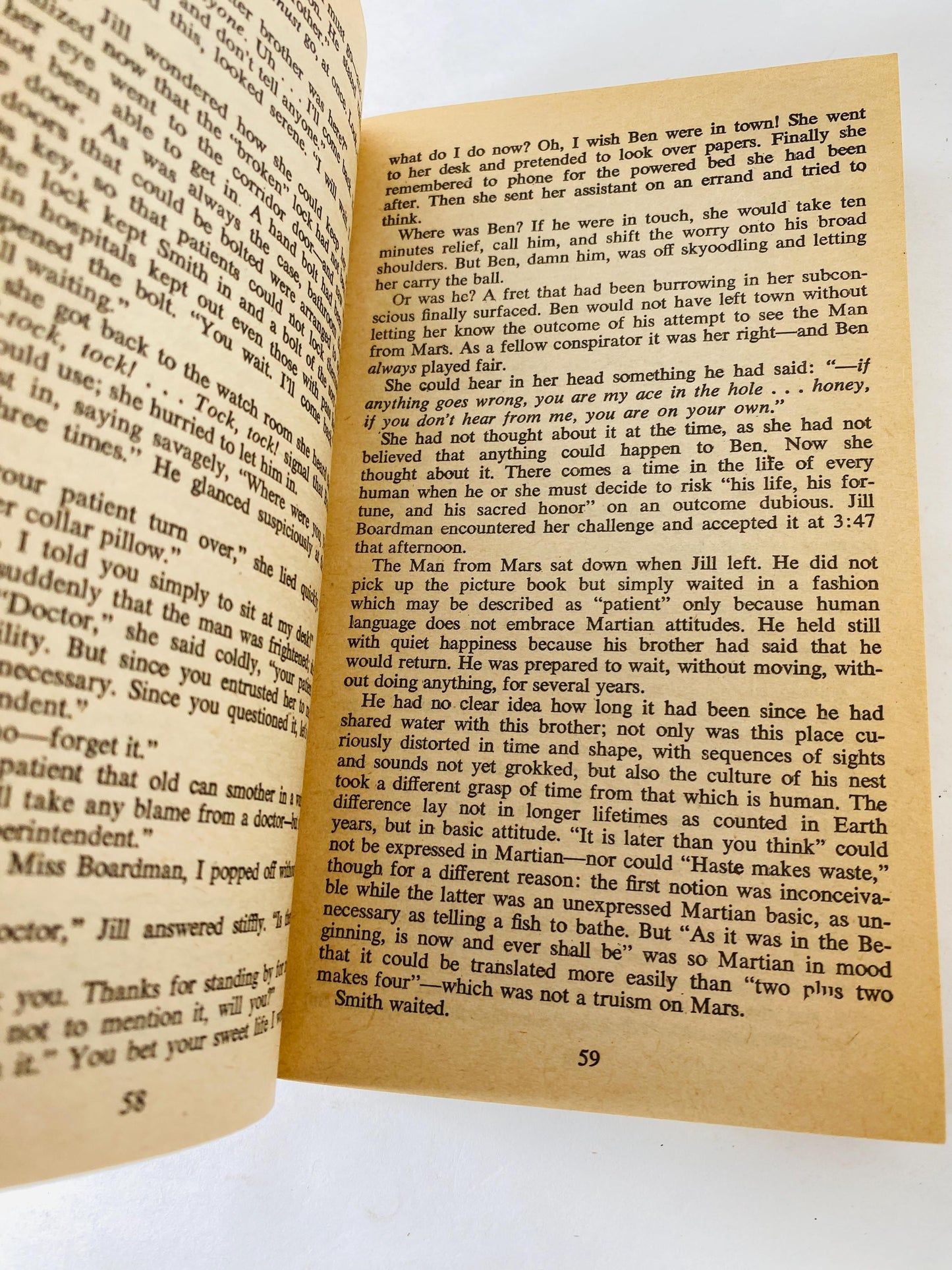 Stranger in a Strange Land by Robert Heinlein vintage paperback book featuring famous GROK artwork science fiction classic