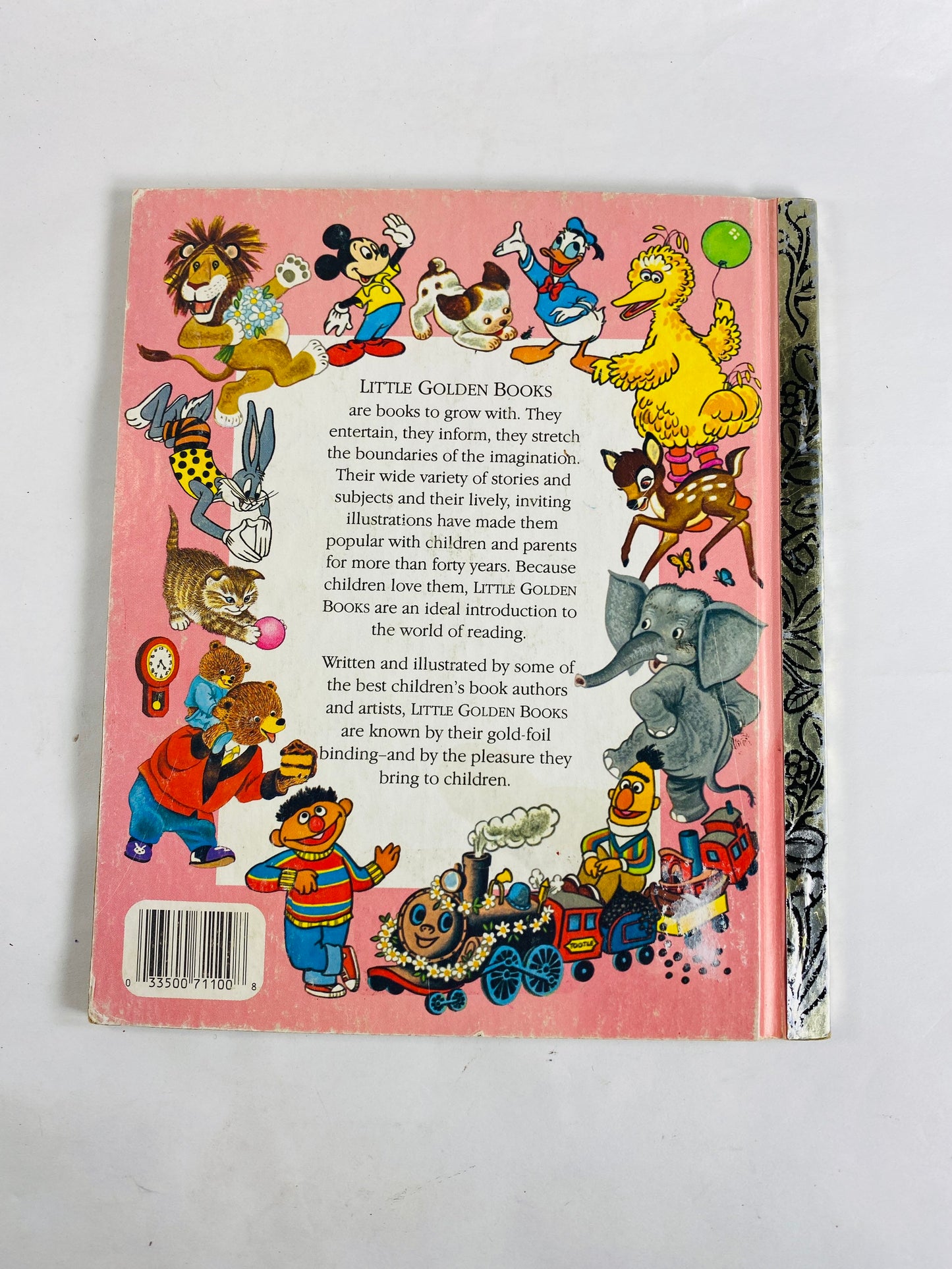 1991 Vintage Walt Disney 101 Dalmations Little Golden Book circa 1991. Elementary school toddler young child beginning reader.