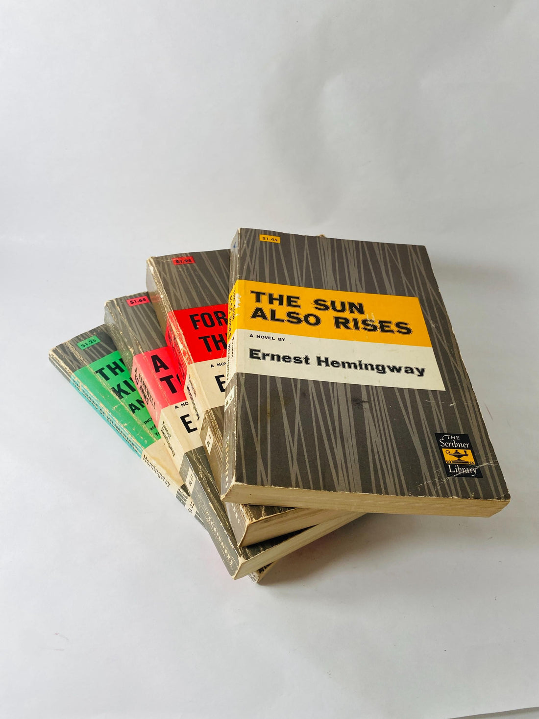 Vintage Ernest Hemingway paperback from the Vintage Bookworms shop