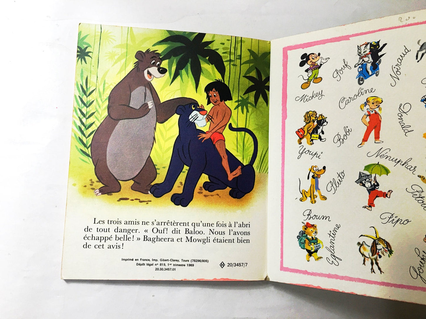 Jungle Book FIRST EDITION walt Disney Book printed in France circa 1969. Little Golden Book. Christmas stocking stuffer. Chanukah gift