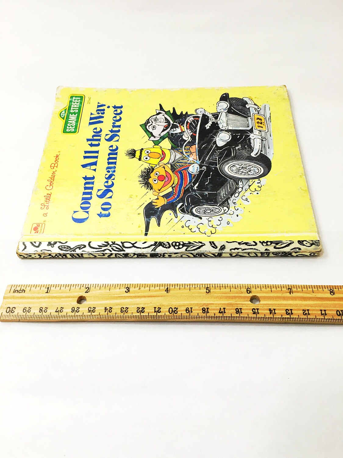 Count All the Way to Sesame Street Vintage Little Golden Book. 203-60. Vintage Collectible FIRST EDITION book