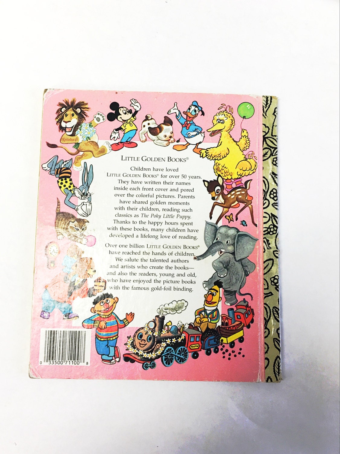 1989 Peter Pan Walt Disney Little Golden Book. Children's at home reading. Elementary school toddler learn to read.