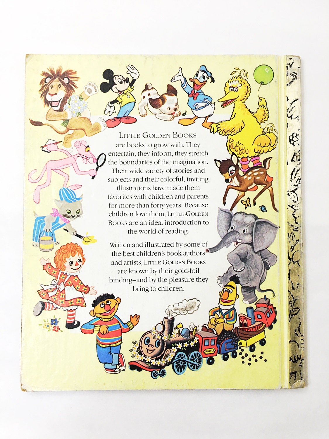 Winnie the Pooh and the Honey Patch book. Vintage Little Golden Book. LGB. 101-54. Walt Disney. Retro Children's vintage book. Gift