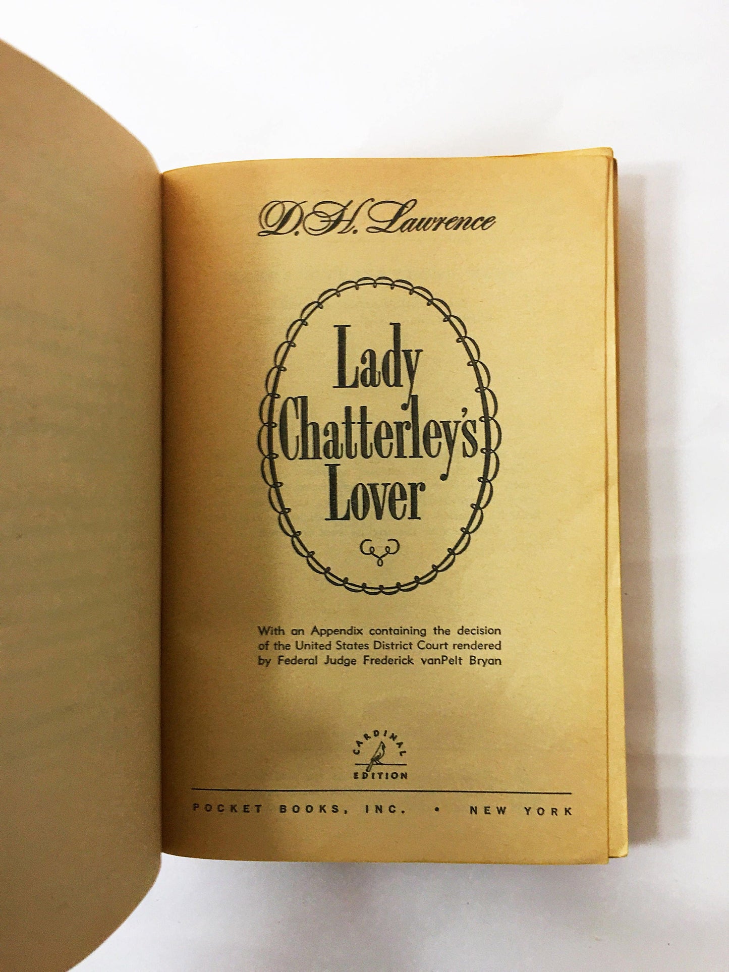 Lady Chatterley's Lover Book. Vintage Paperback book. DH Lawrence. Vintage book circa 1959,