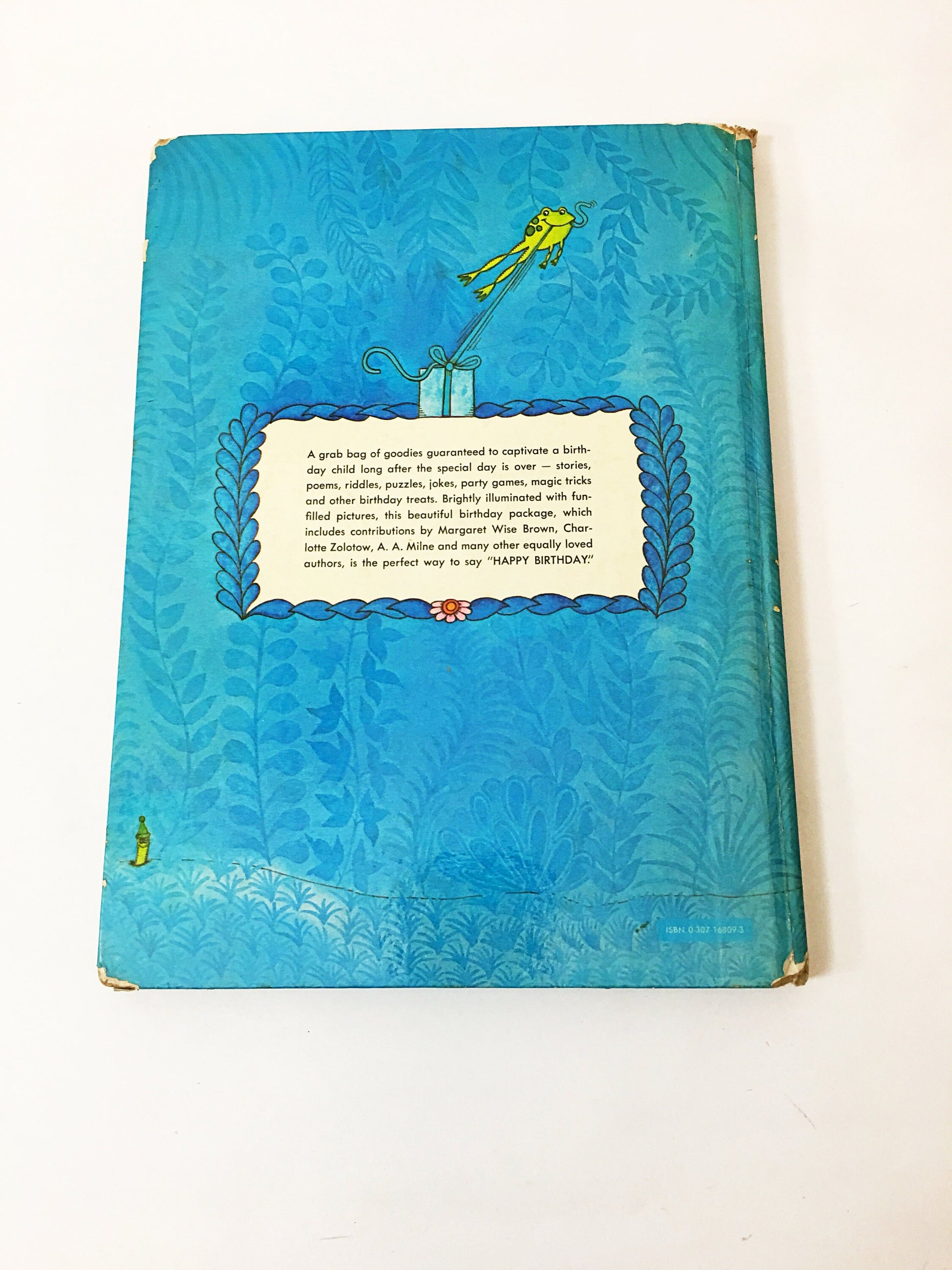 1976 Golden Happy Birthday Book vintage FIRST EDITION by Barbara Shook Hazen circa 1976. Children's Big Golden Book Deluxe.