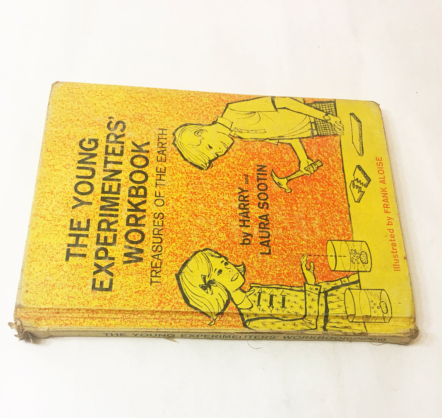 The Young Experimenters' Workbook by Harry and Laura Sootin. Vintage school book circa 1965. Children's science book. Dick and Jane.