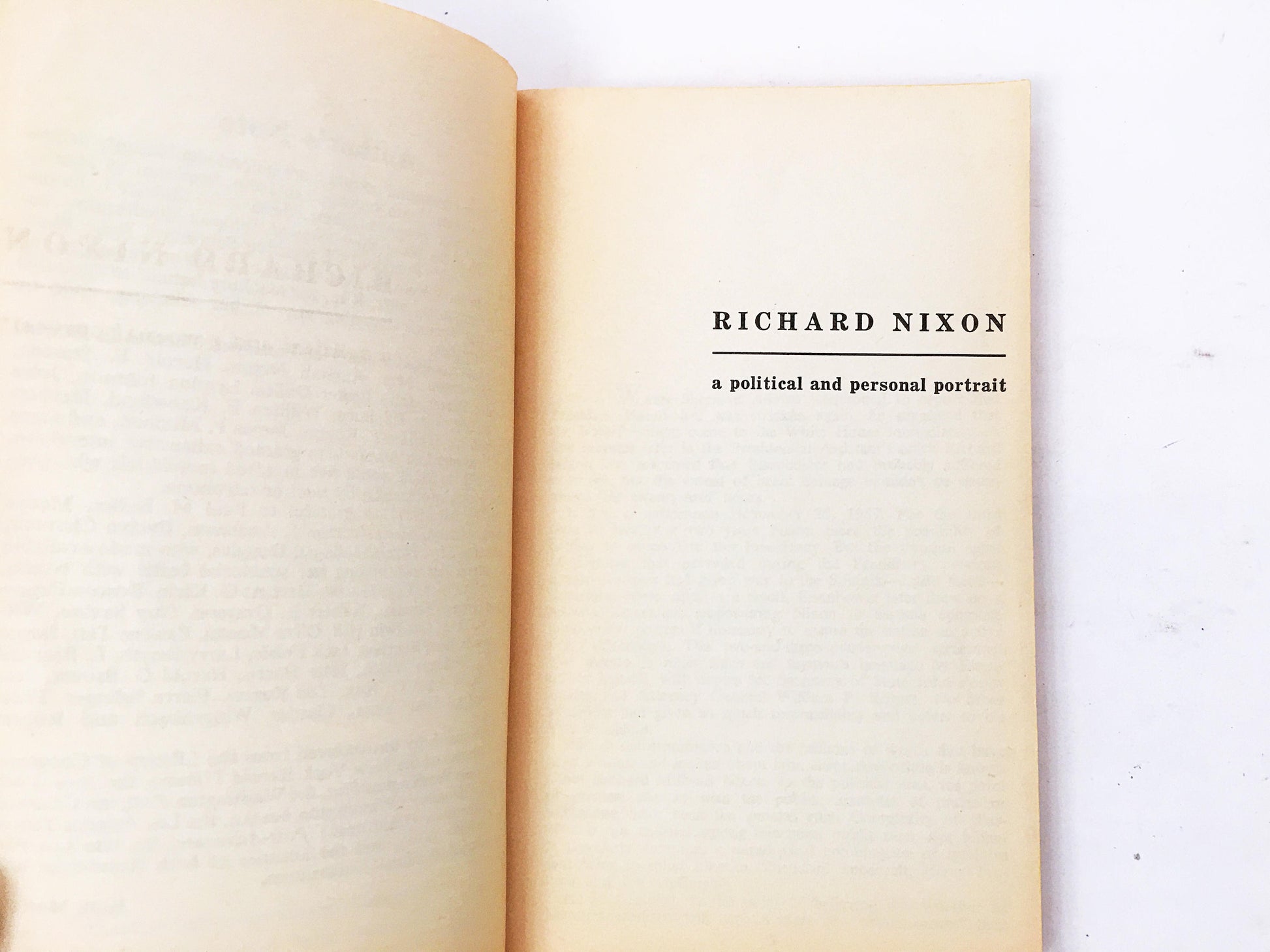 Richard Nixon book by Earl Mazo circa 1960. Avon paperback detailing political and personal portrait of our only US presidential resignation