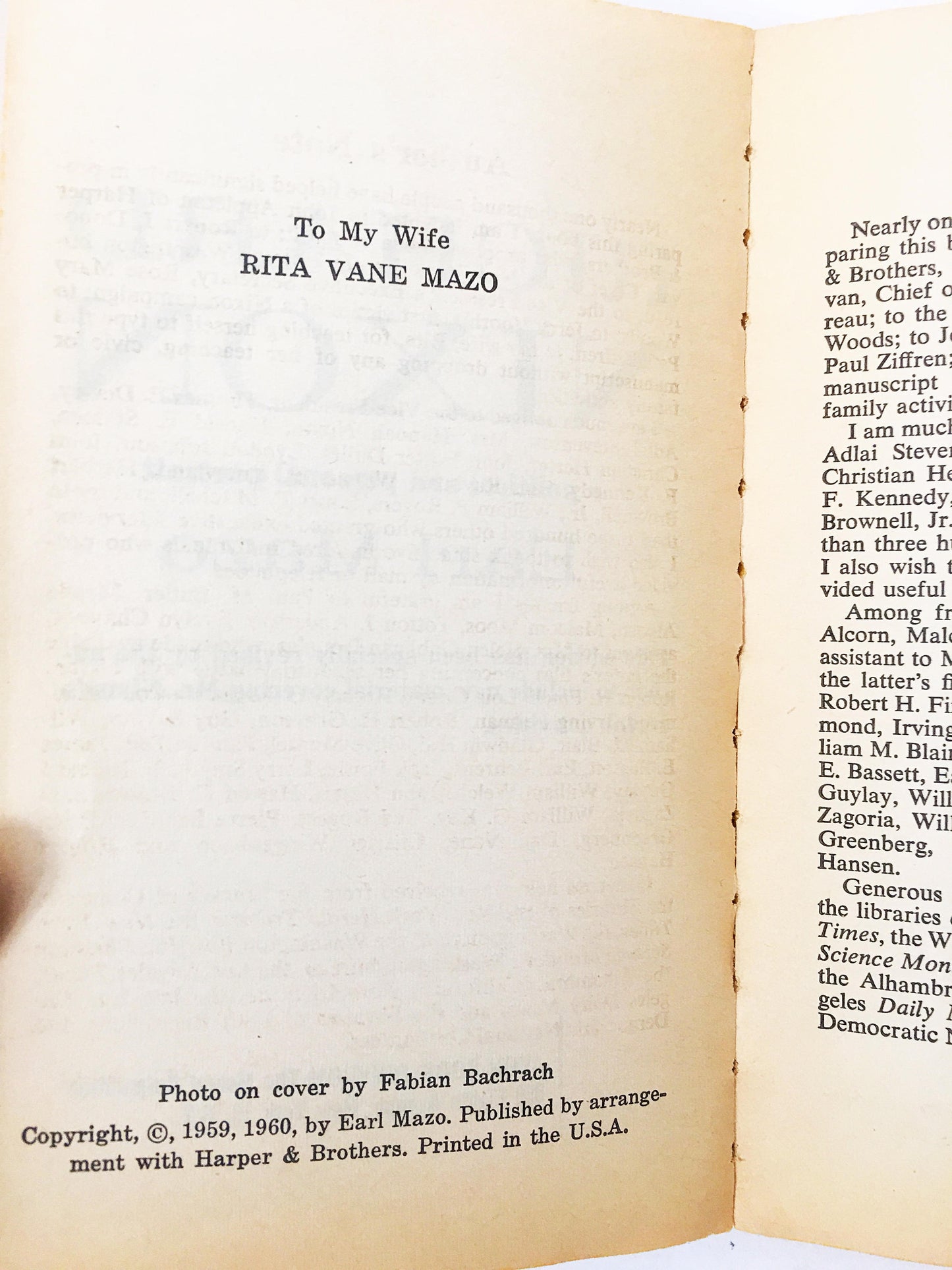 Richard Nixon book by Earl Mazo circa 1960. Avon paperback detailing political and personal portrait of our only US presidential resignation