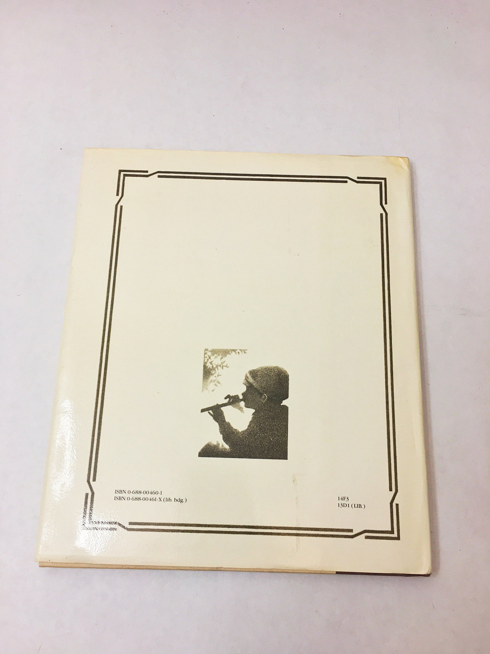 Yussel's Prayer Yom Kippur Story Vintage book circa 1981 by Barbara Cohen. Jewish High Holy Day literature. Rabbinic tale of an orphan