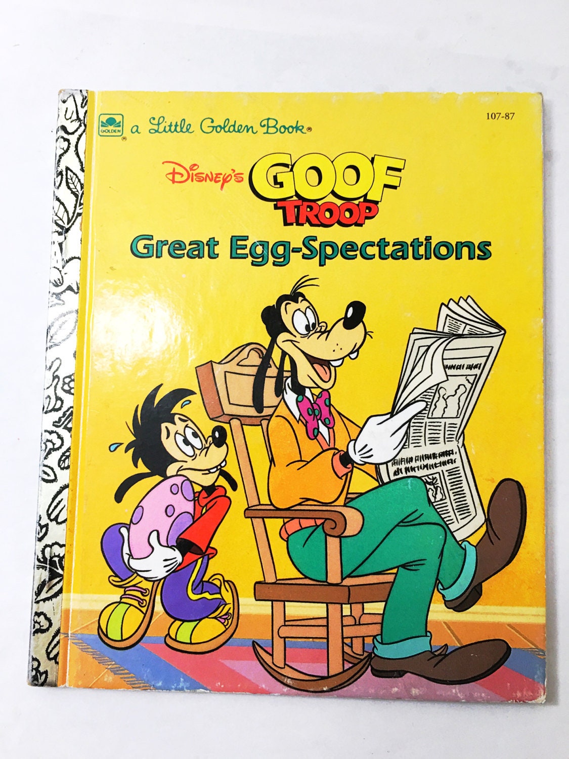 Little Golden Book. Walt Disney's Goof Troop. Great Egg-Spectacular. FIRST EDITION vintage children's book 107-87. Goofy book. Yellow decor