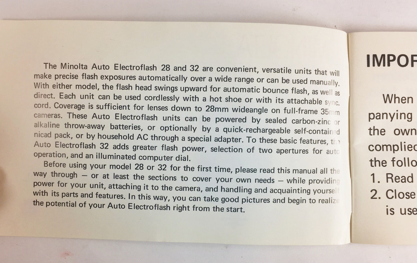 1975 Minolta Masters Auto Electroflash 28 32 owner's camera manual brochure Vintage instruction booklet. Photographer collectible