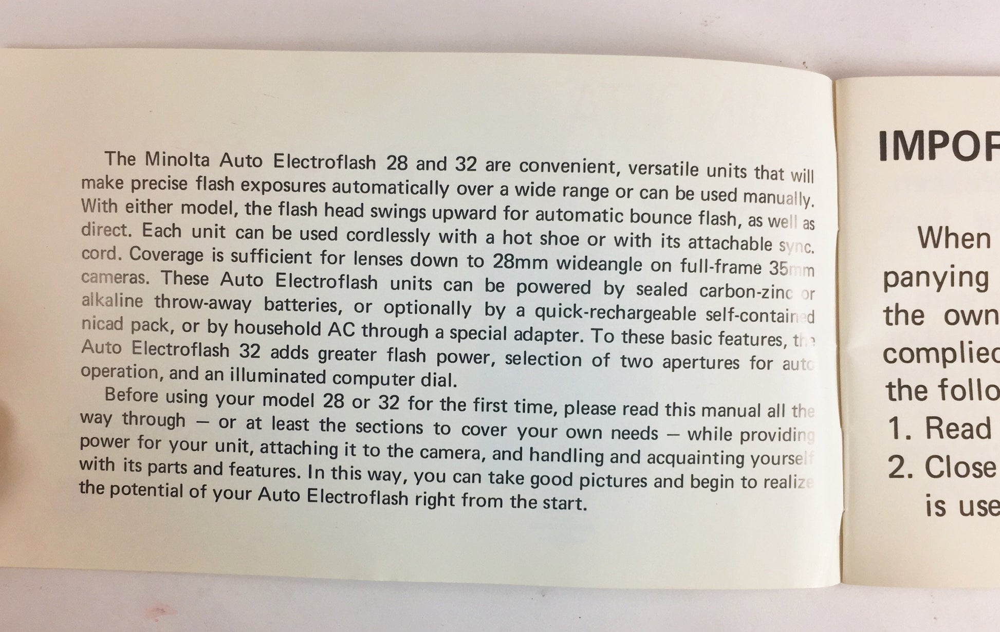 1975 Minolta Masters Auto Electroflash 28 32 owner's camera manual brochure Vintage instruction booklet. Photographer collectible