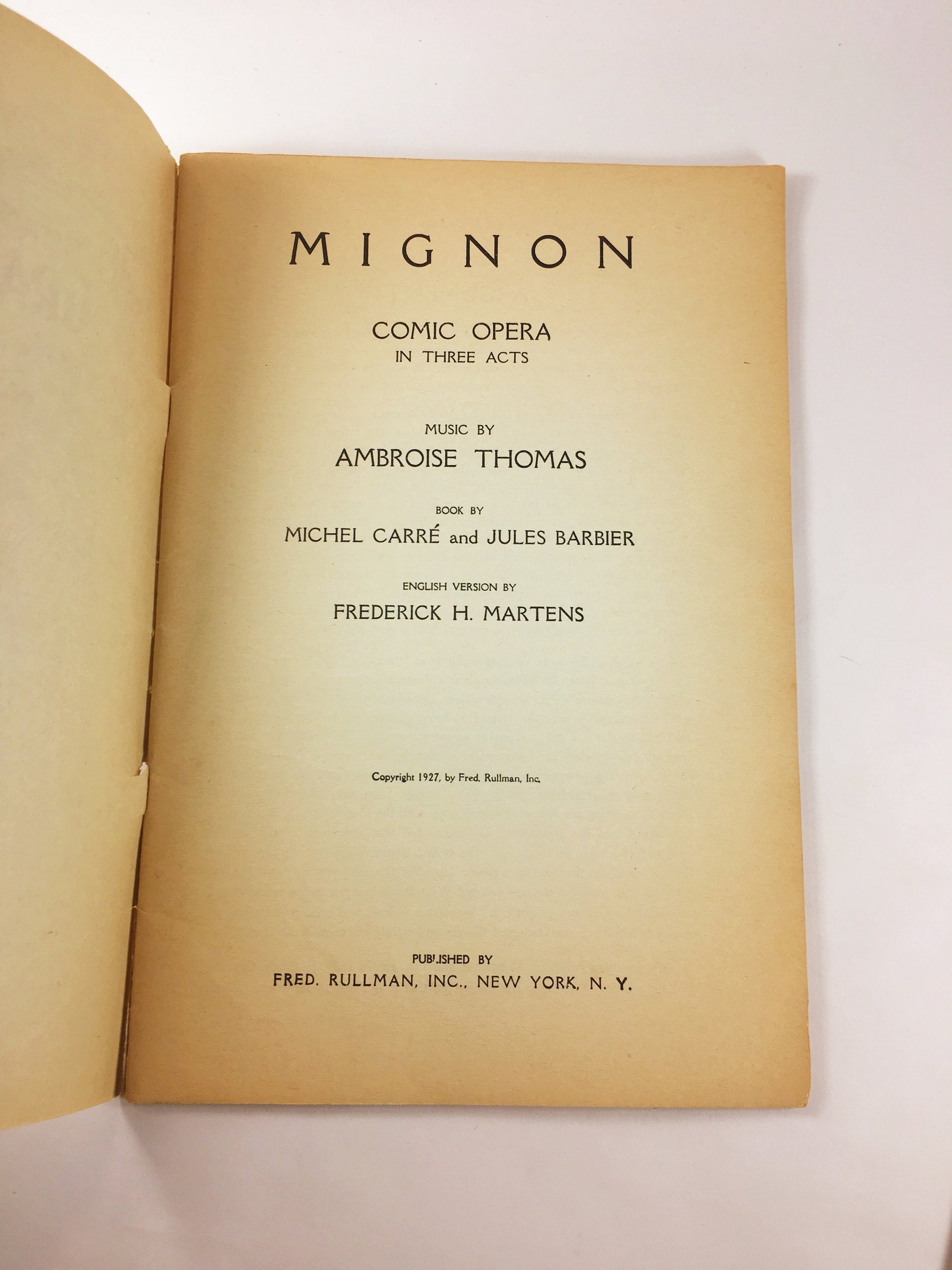1910 Metropolitan Grand Opera House New York City, NY OFFICIAL libretto program booklets Marouf Aida Man Without a Country Mignon